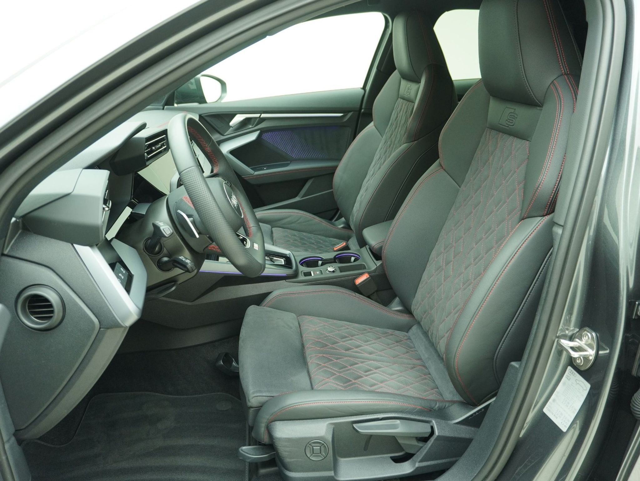 listing desktop thumbnail image 7