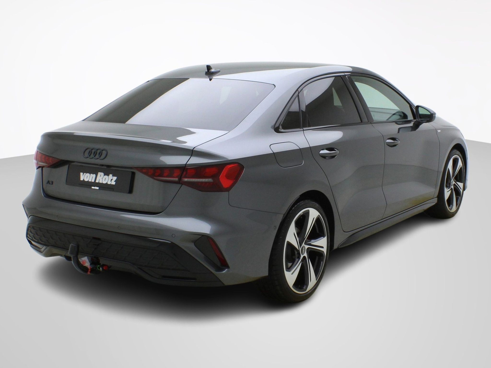 listing desktop thumbnail image 4