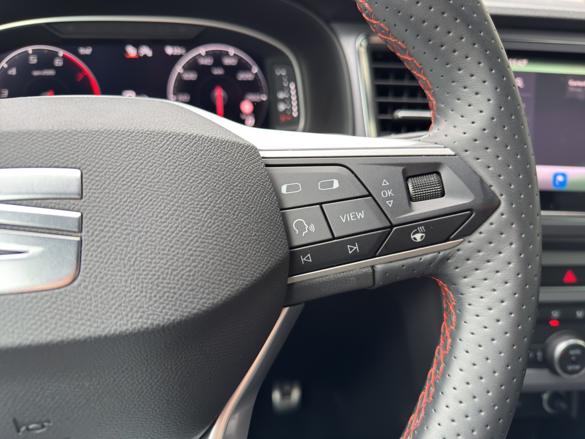 listing desktop thumbnail image 9