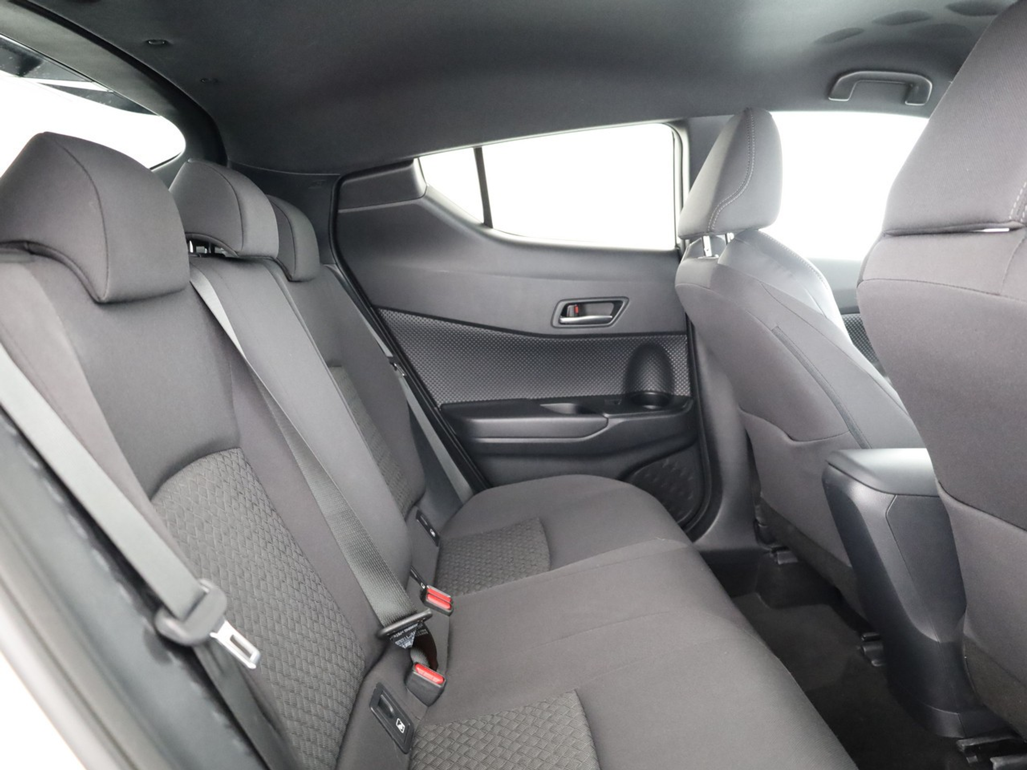 listing desktop thumbnail image 9