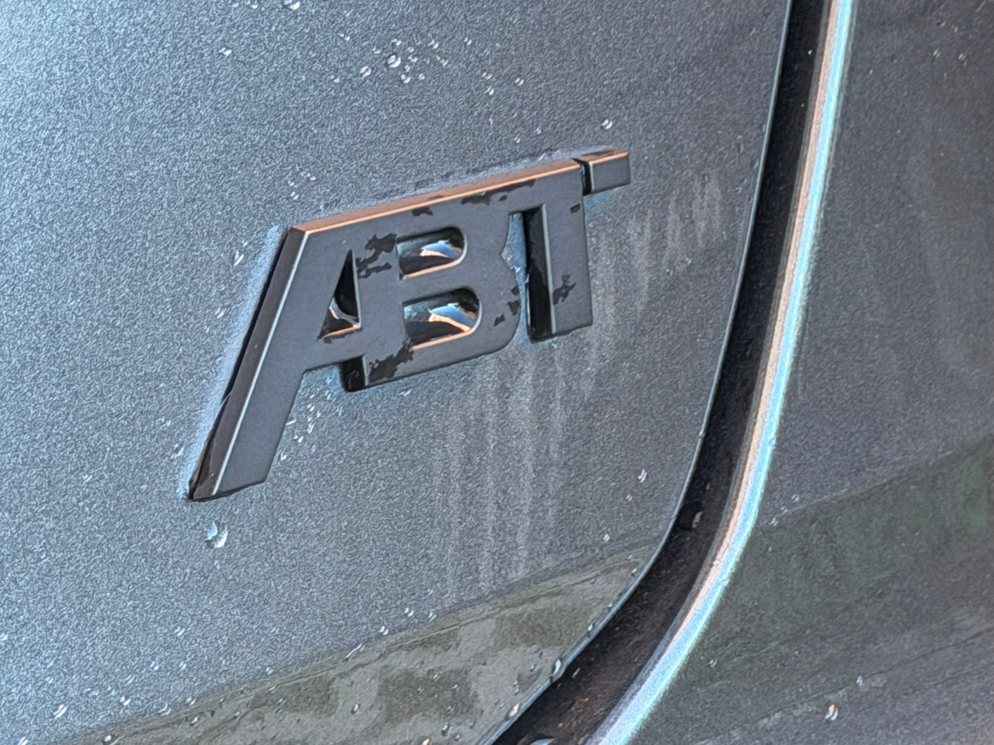 listing desktop thumbnail image 6