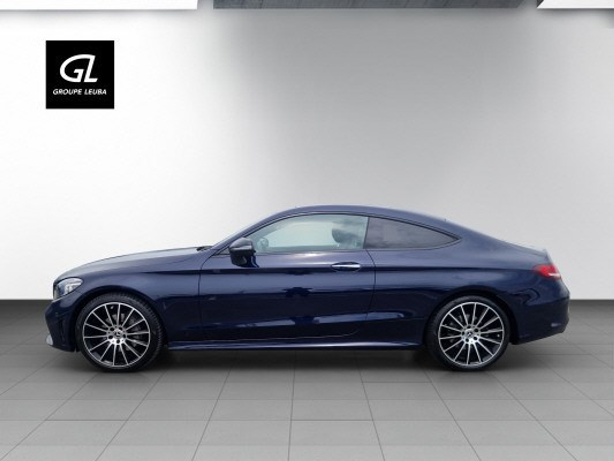 listing desktop thumbnail image 2