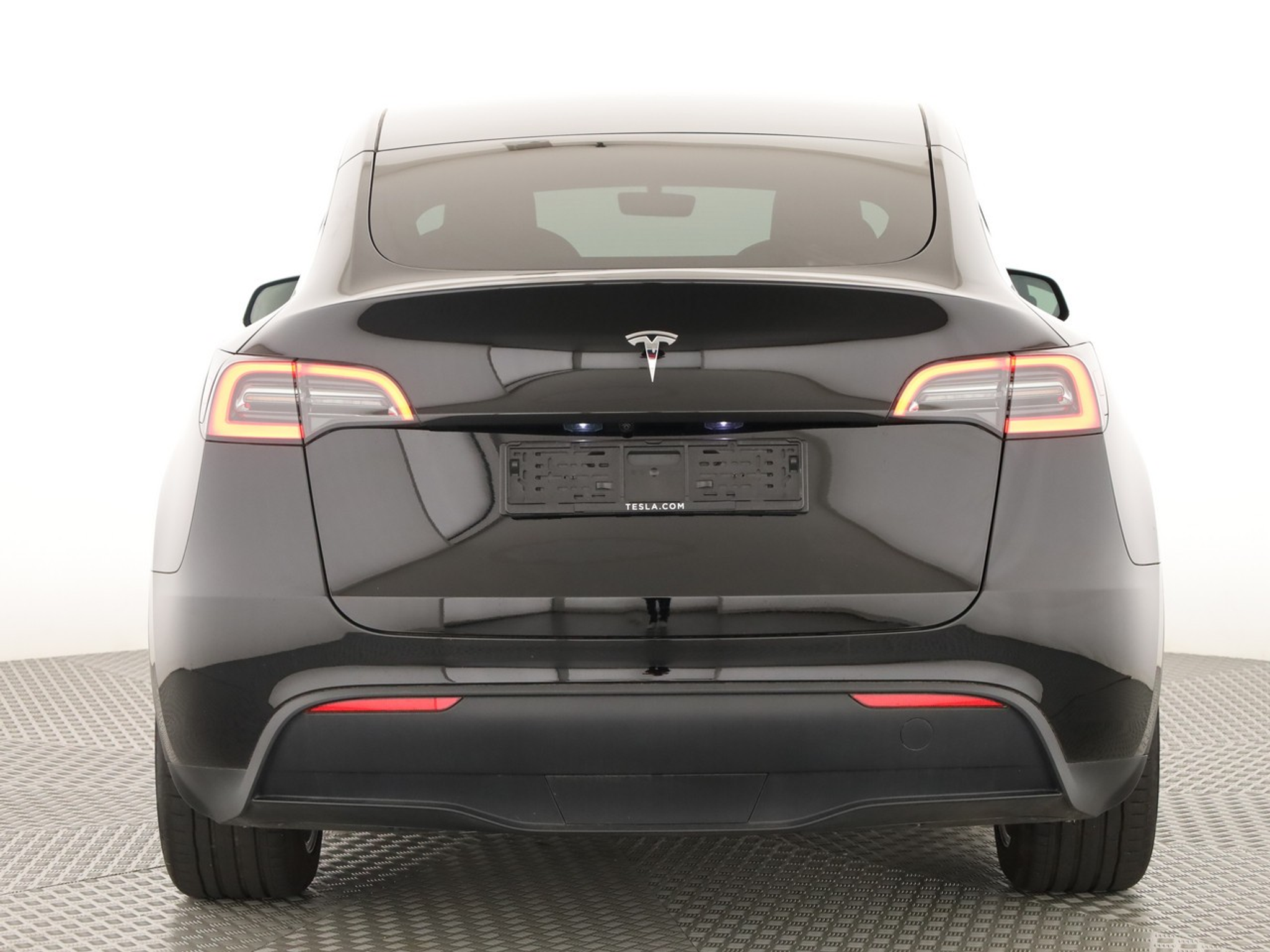 listing desktop thumbnail image 3