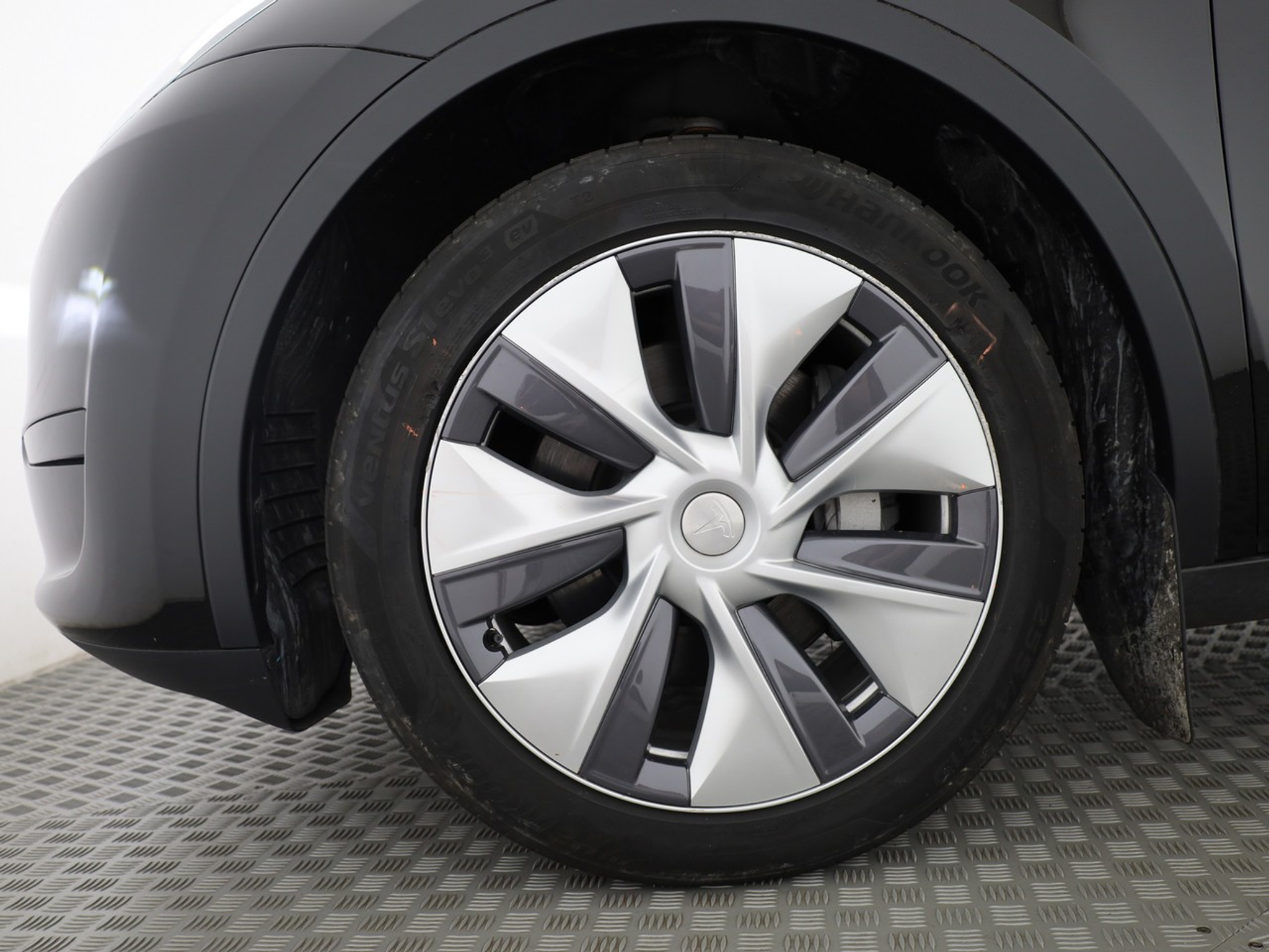 listing desktop thumbnail image 5