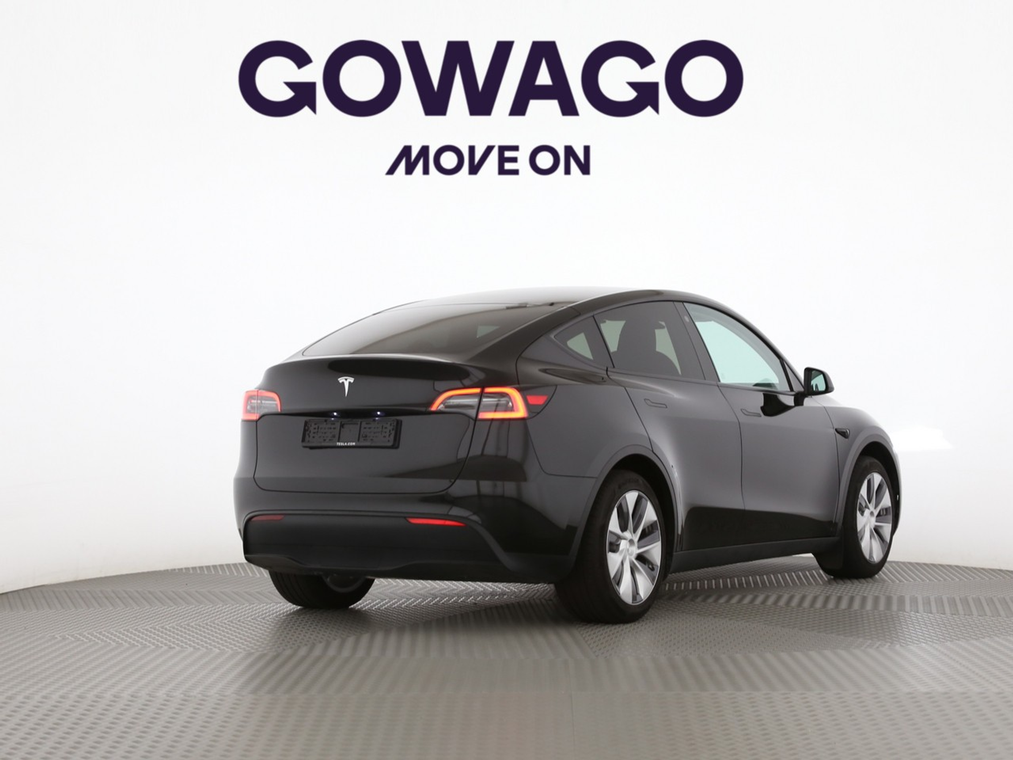 listing desktop thumbnail image 1