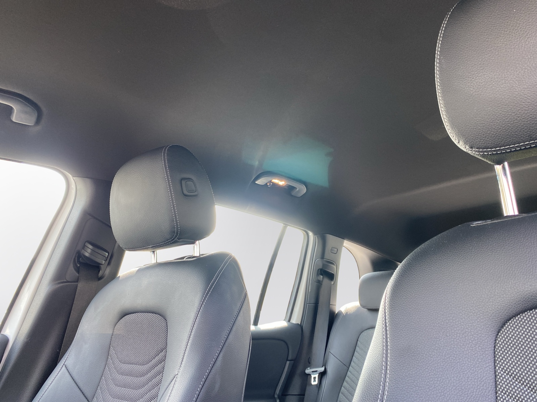 listing desktop thumbnail image 11