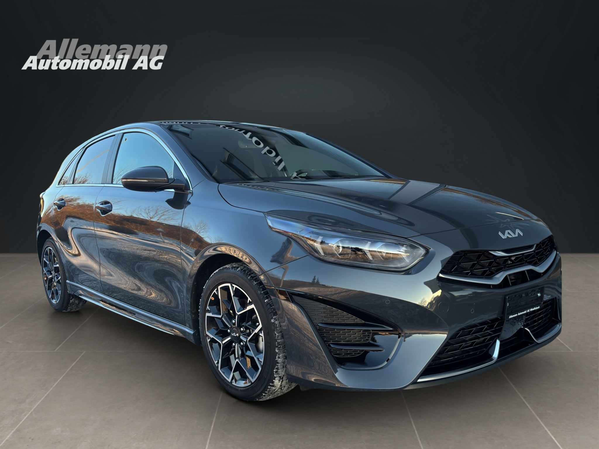 listing desktop thumbnail image 6