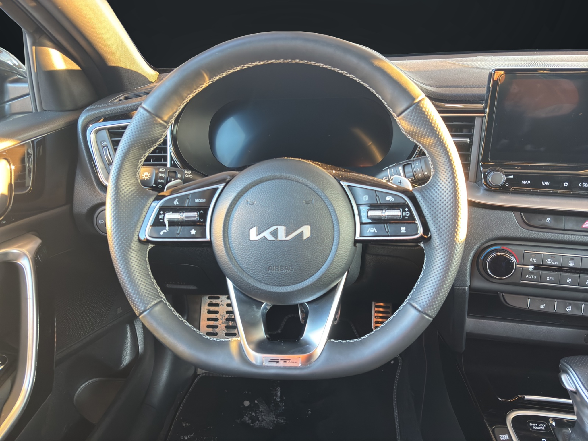 listing desktop thumbnail image 10