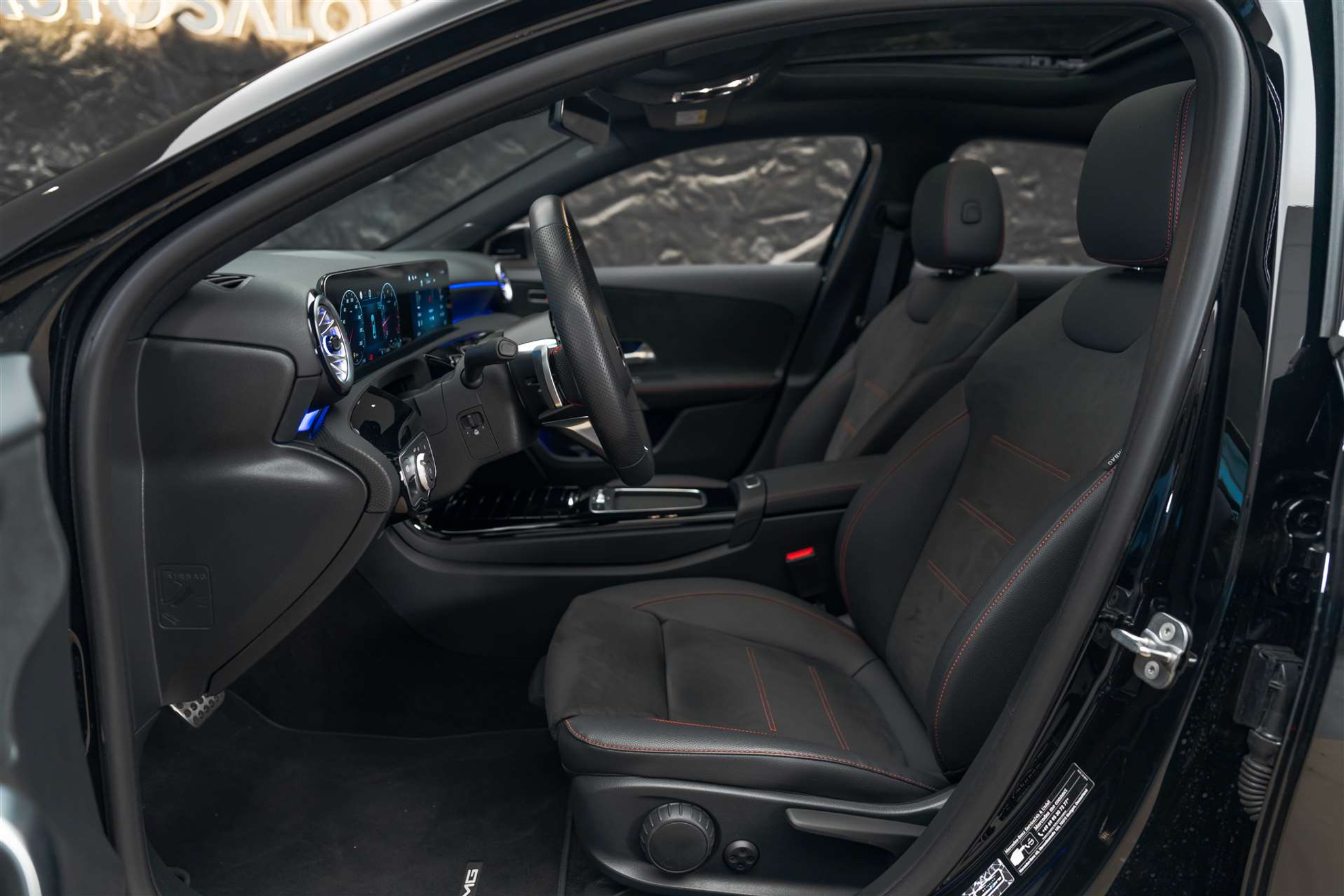 listing desktop thumbnail image 8