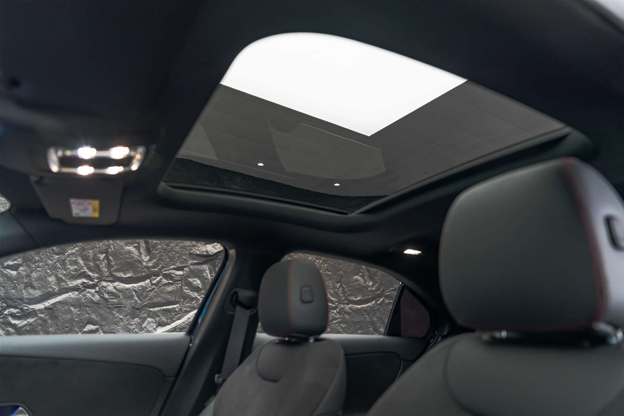 listing desktop thumbnail image 11