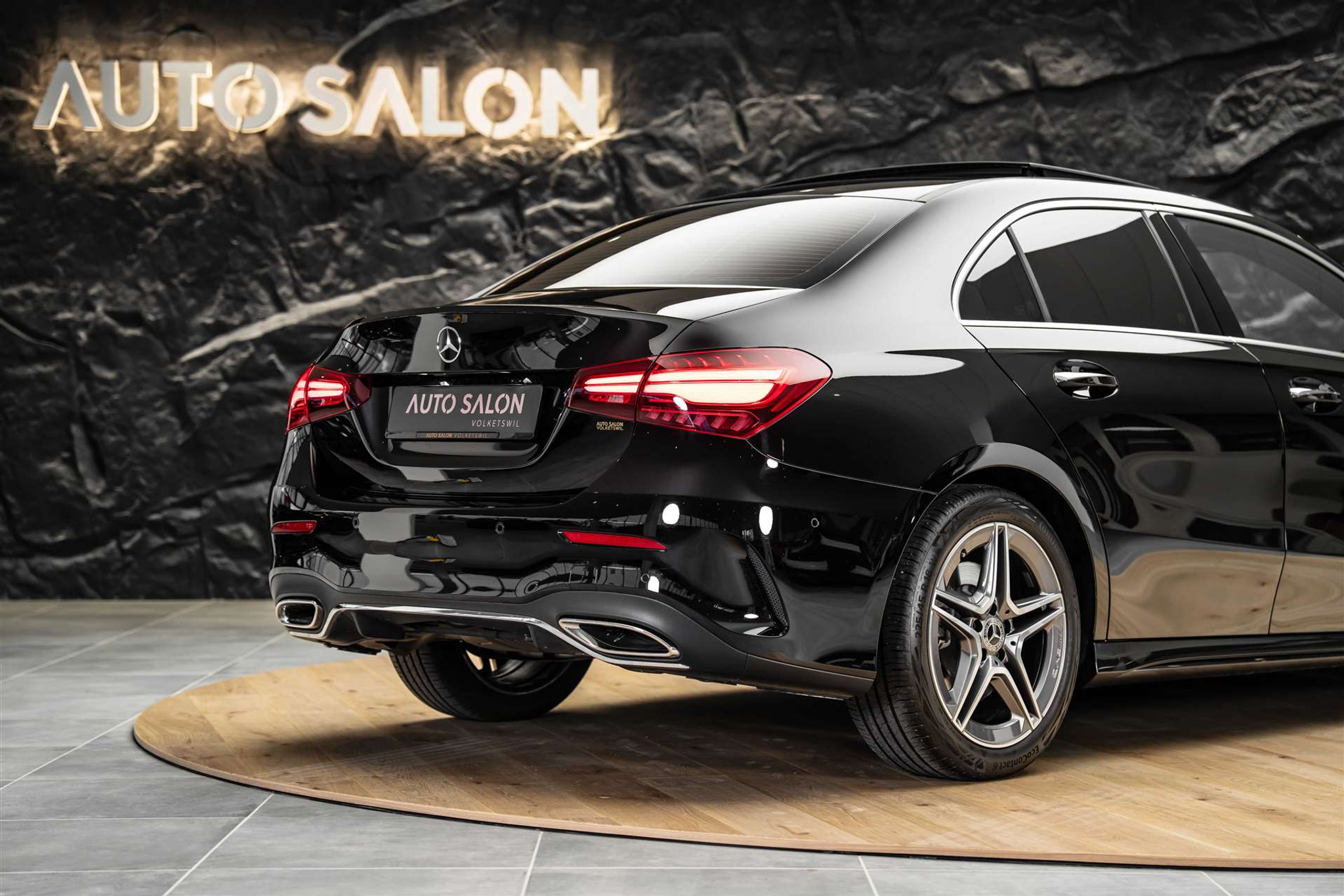 listing desktop thumbnail image 20