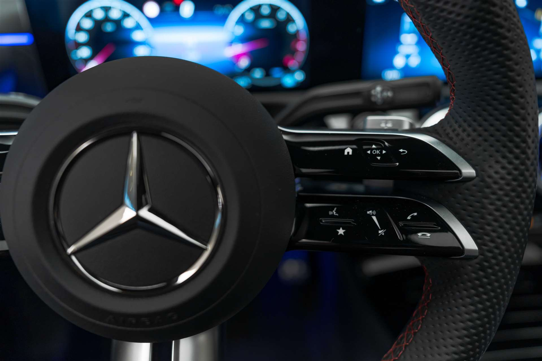 listing desktop thumbnail image 30