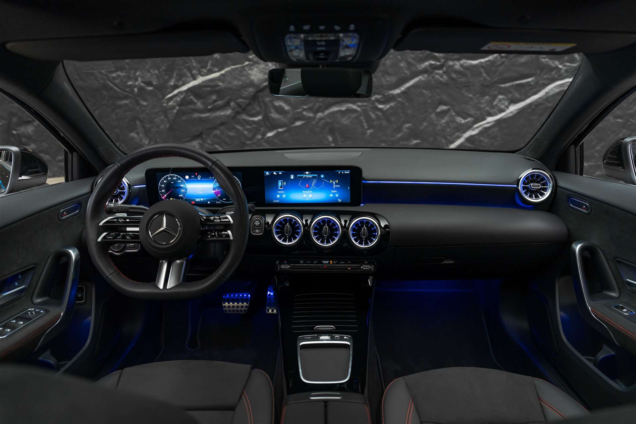 listing desktop thumbnail image 15