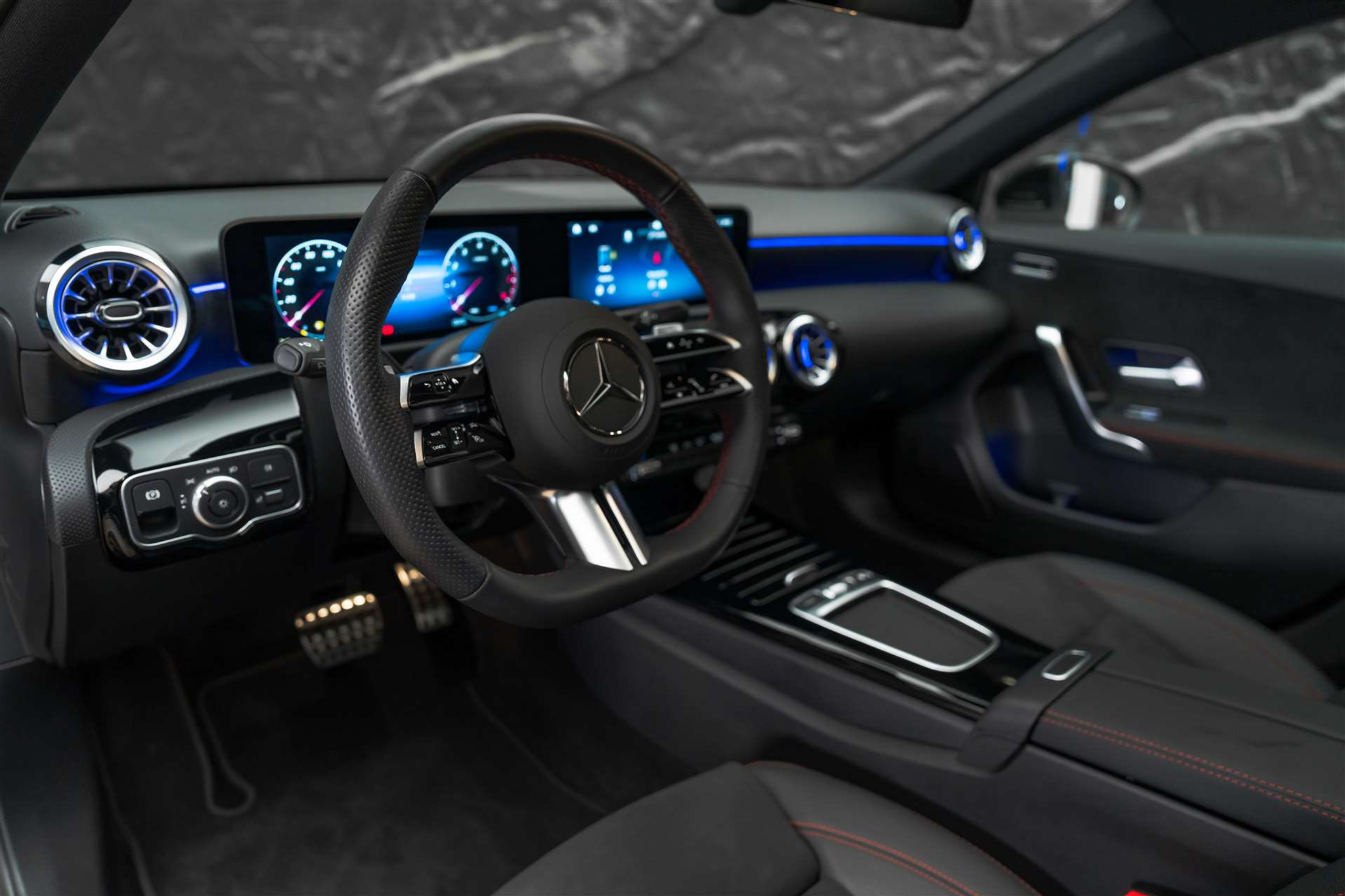 listing desktop thumbnail image 7