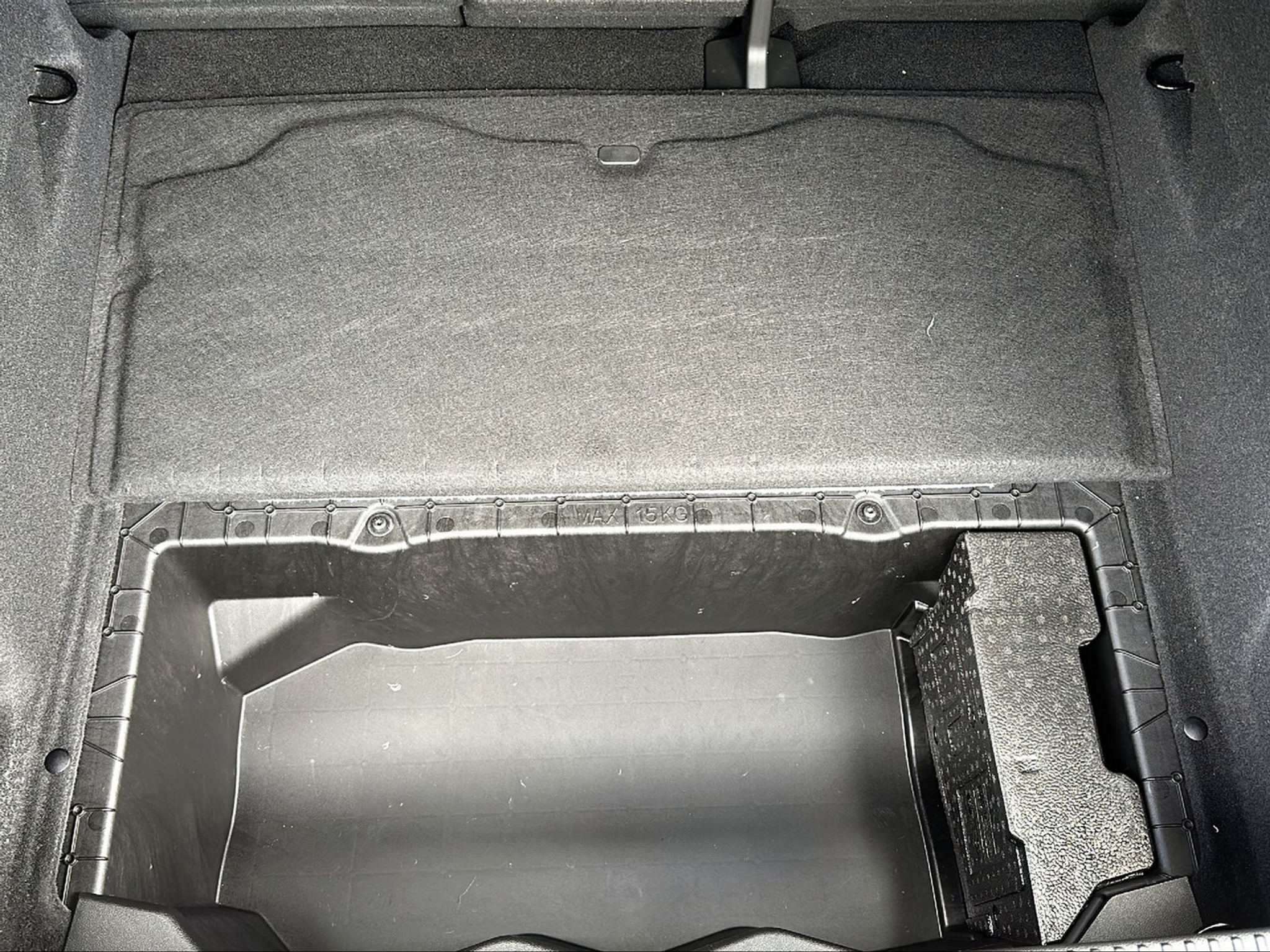 listing desktop thumbnail image 11