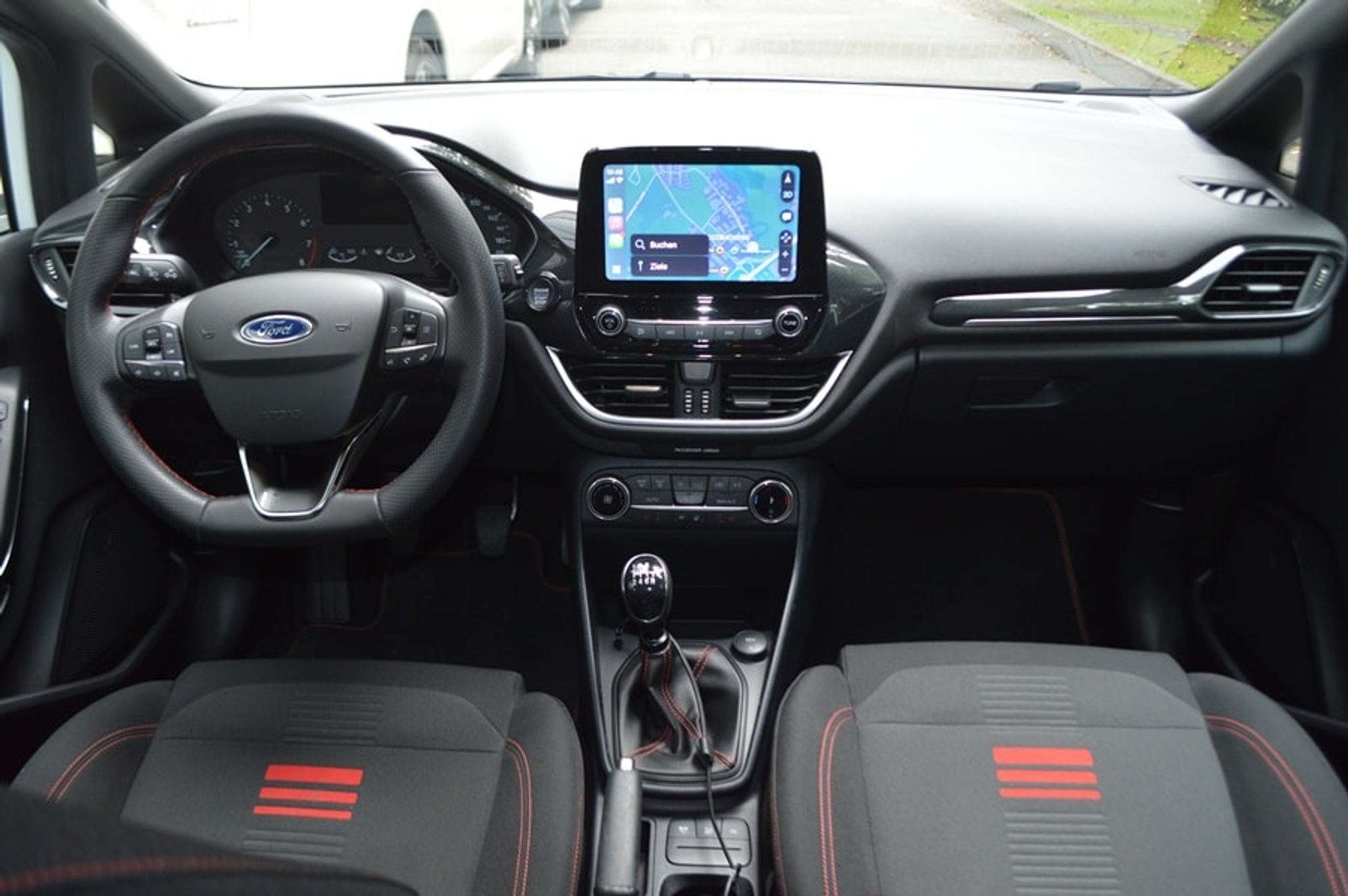 listing desktop thumbnail image 9