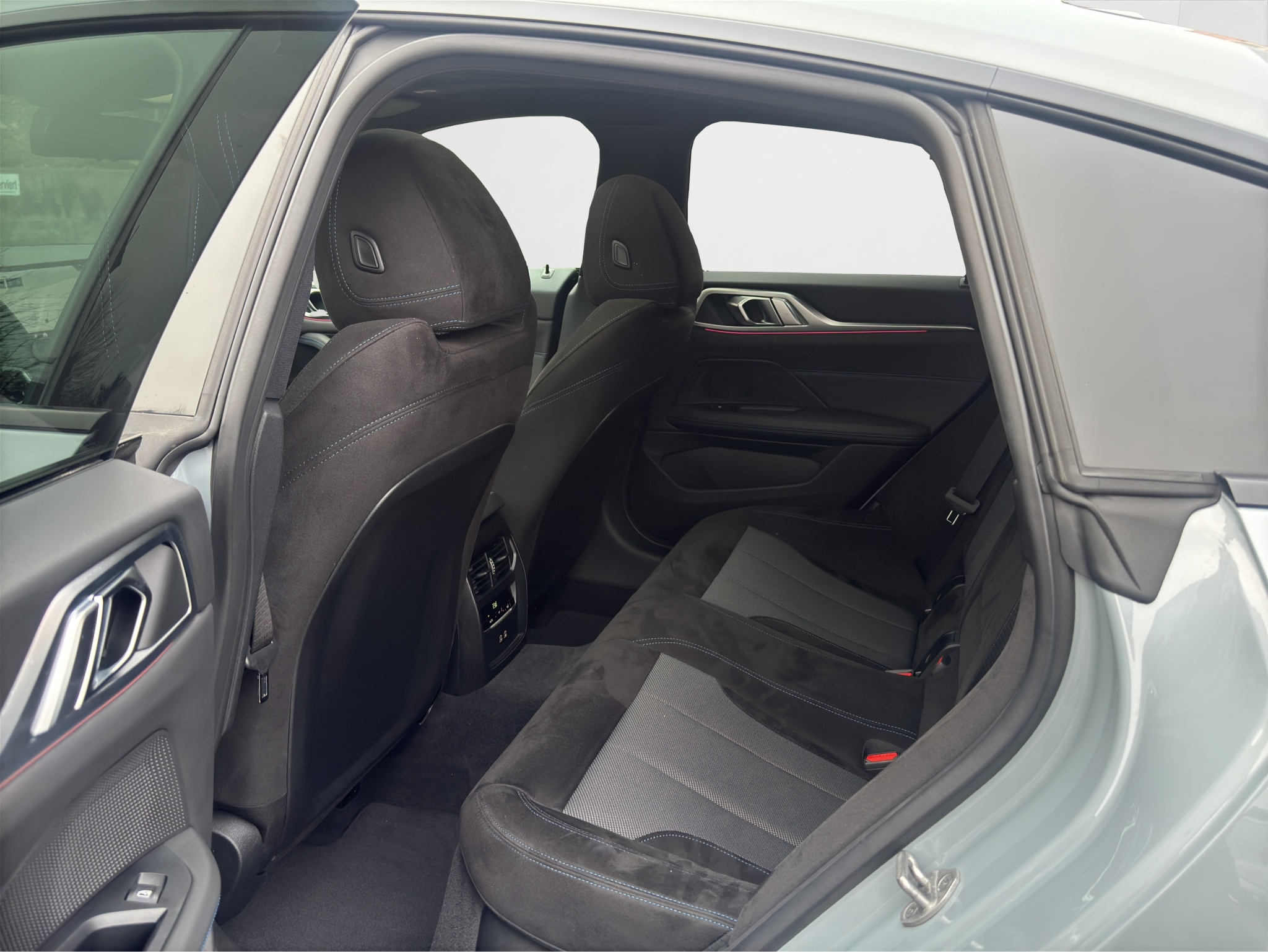 listing desktop thumbnail image 13