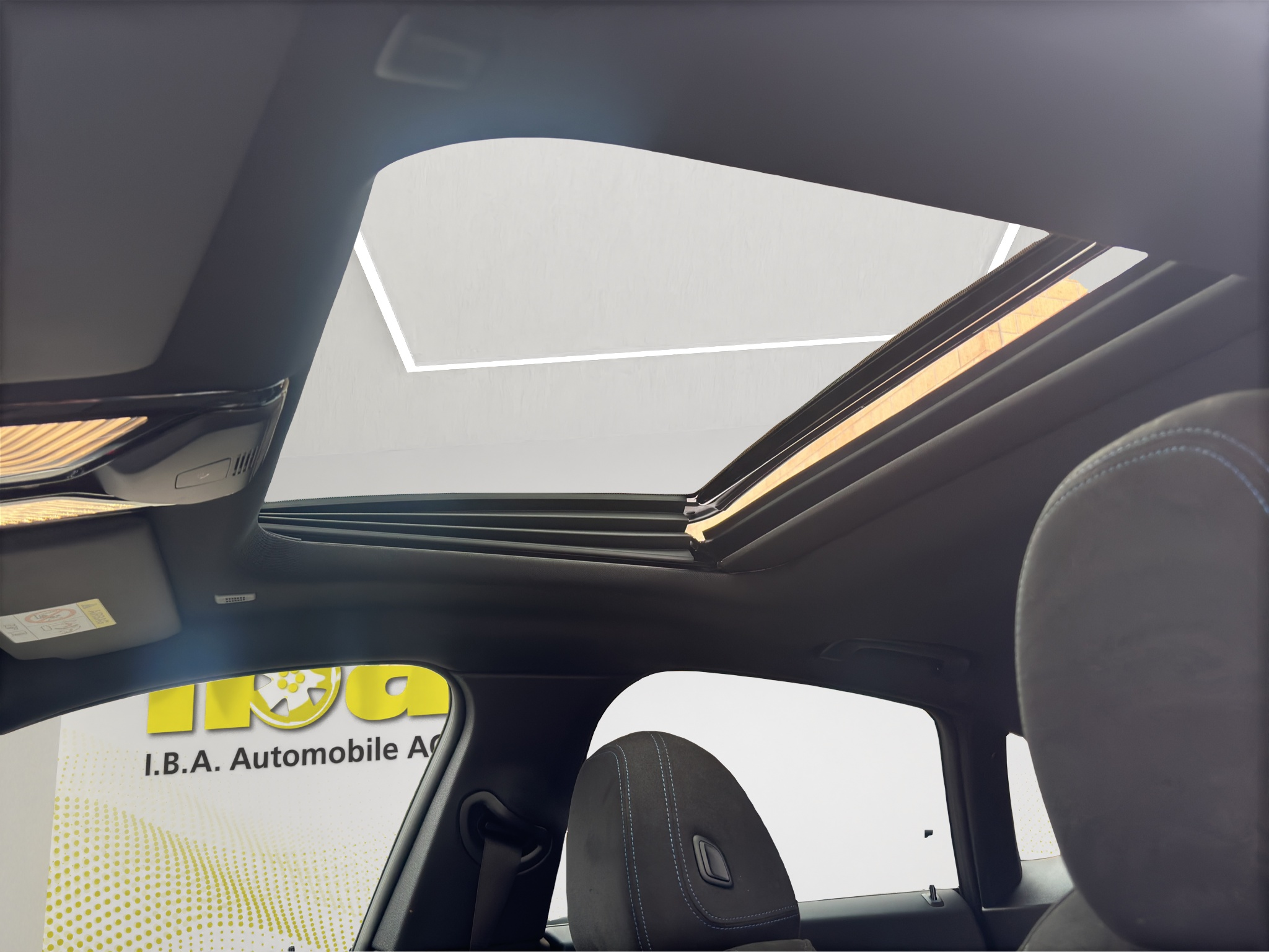 listing desktop thumbnail image 14