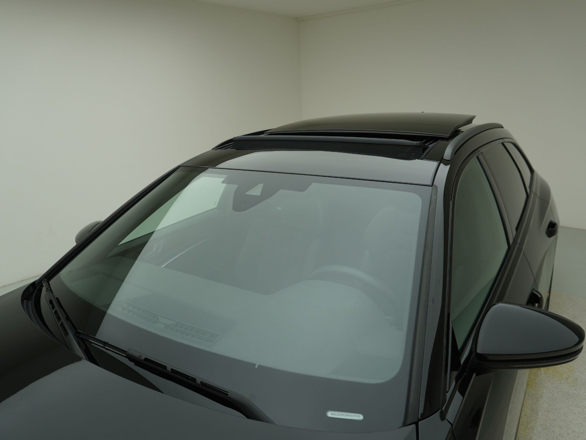 listing desktop thumbnail image 7