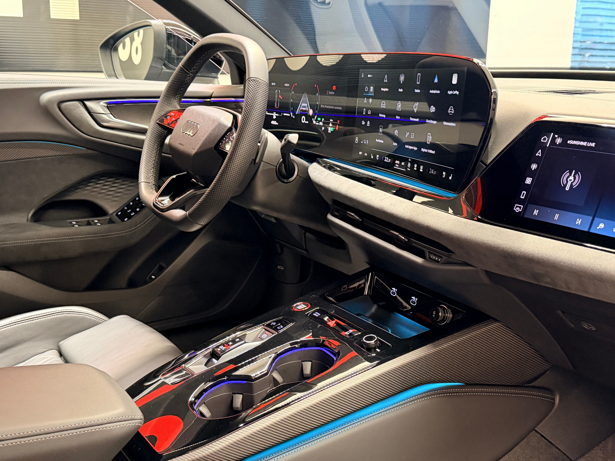 listing desktop thumbnail image 25