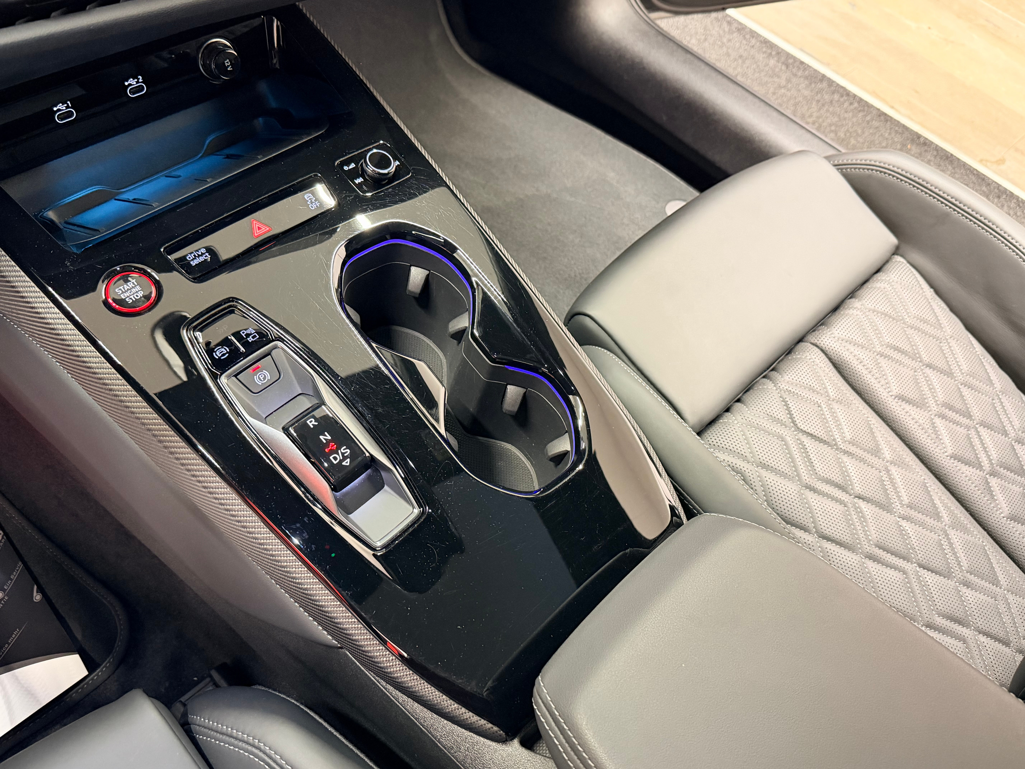 listing desktop thumbnail image 28