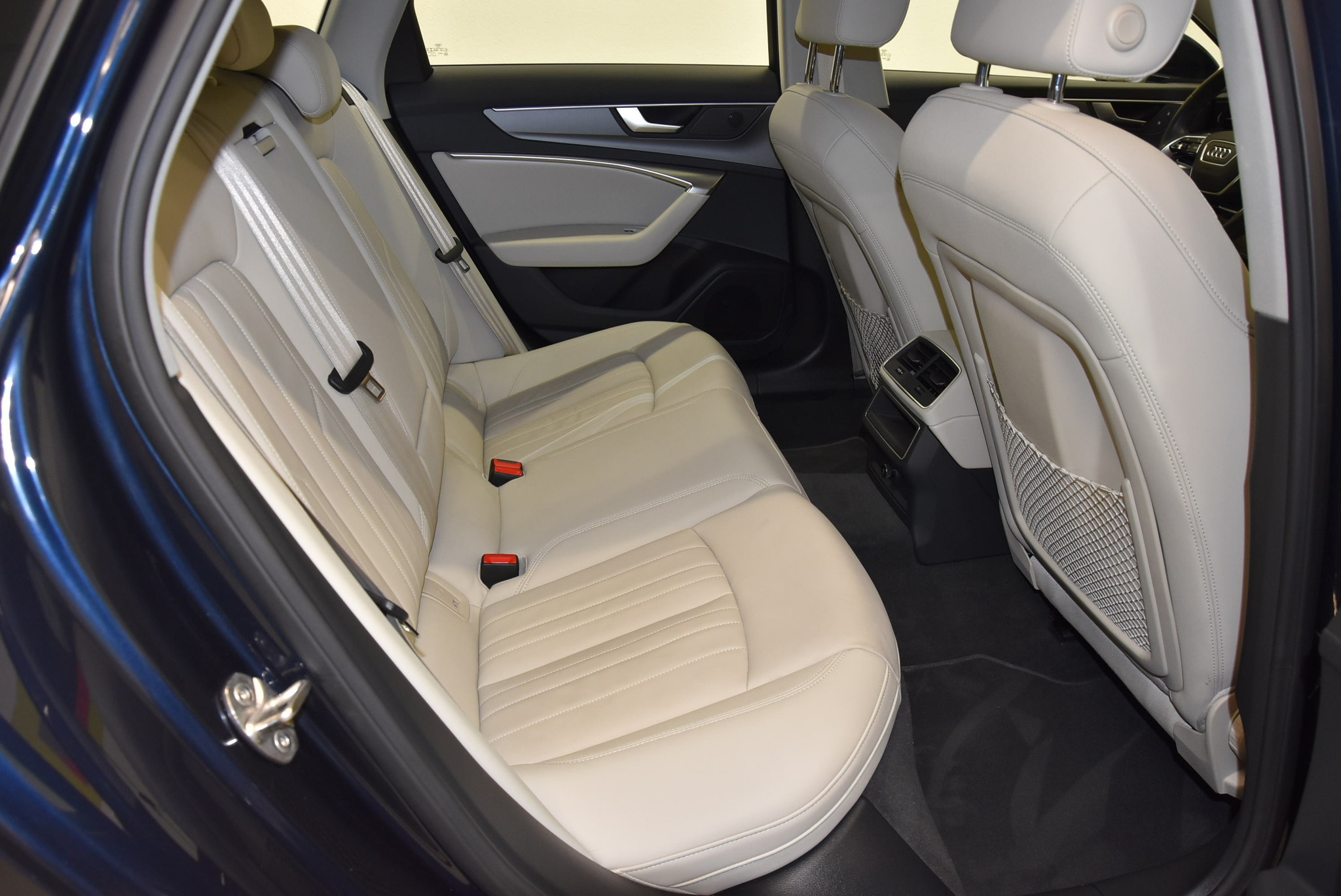 listing desktop thumbnail image 8