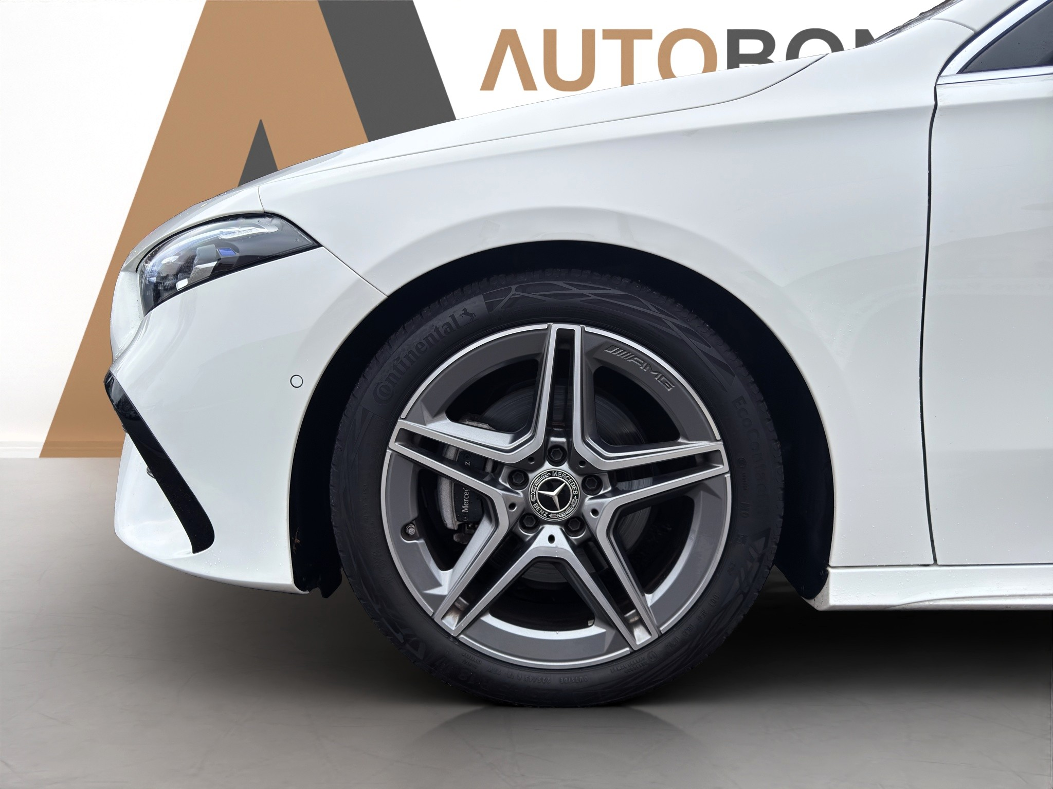 listing desktop thumbnail image 18