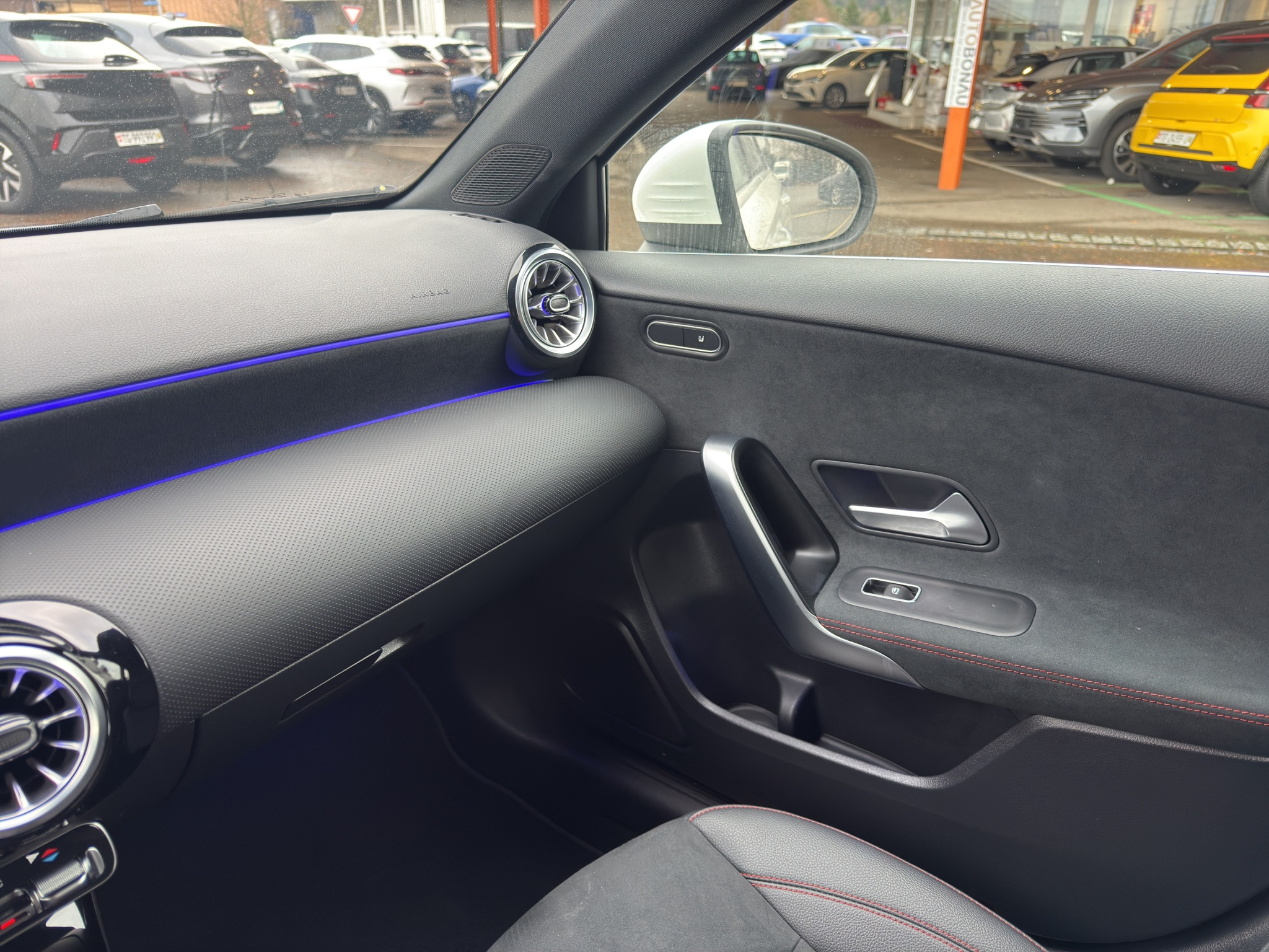 listing desktop thumbnail image 26