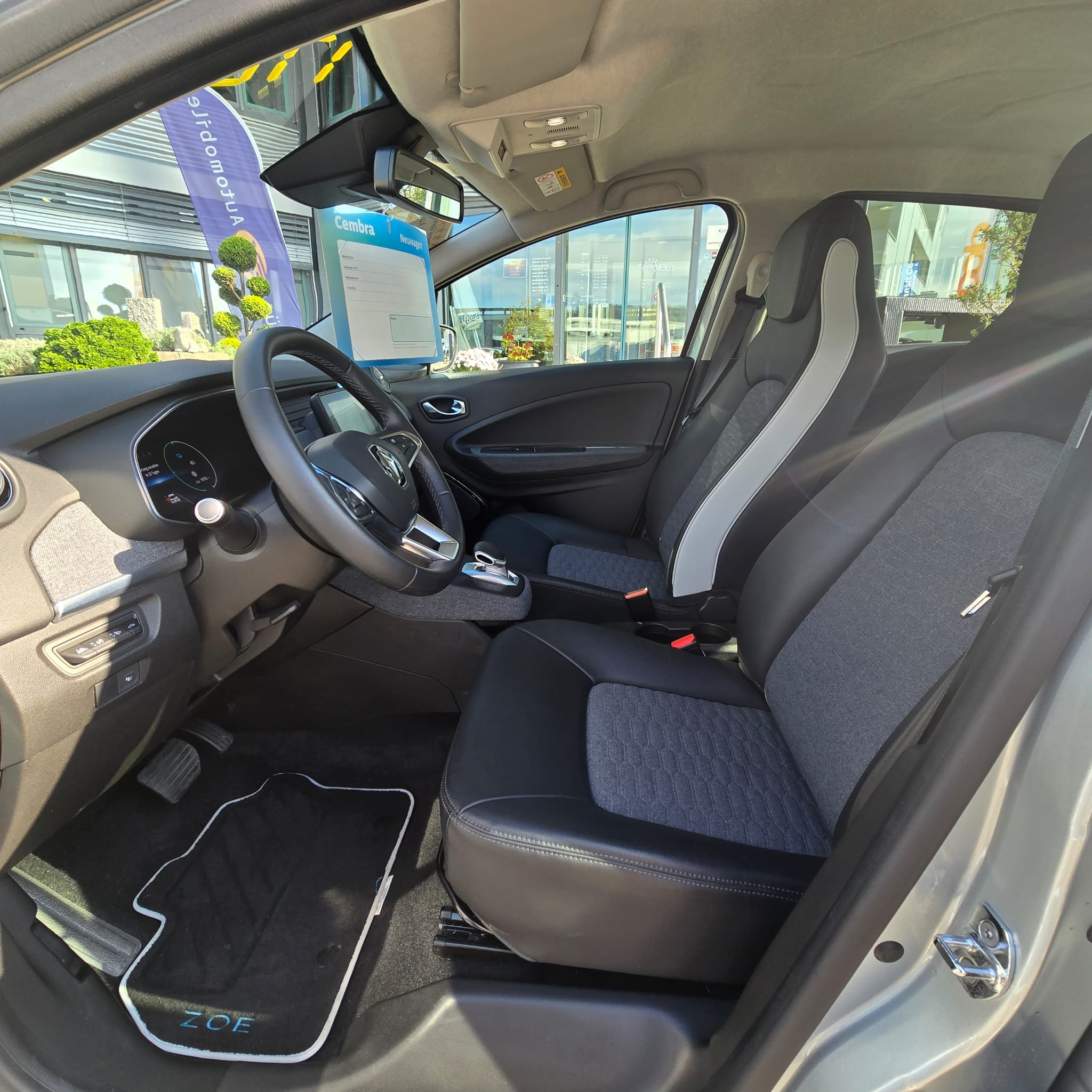 listing desktop thumbnail image 11