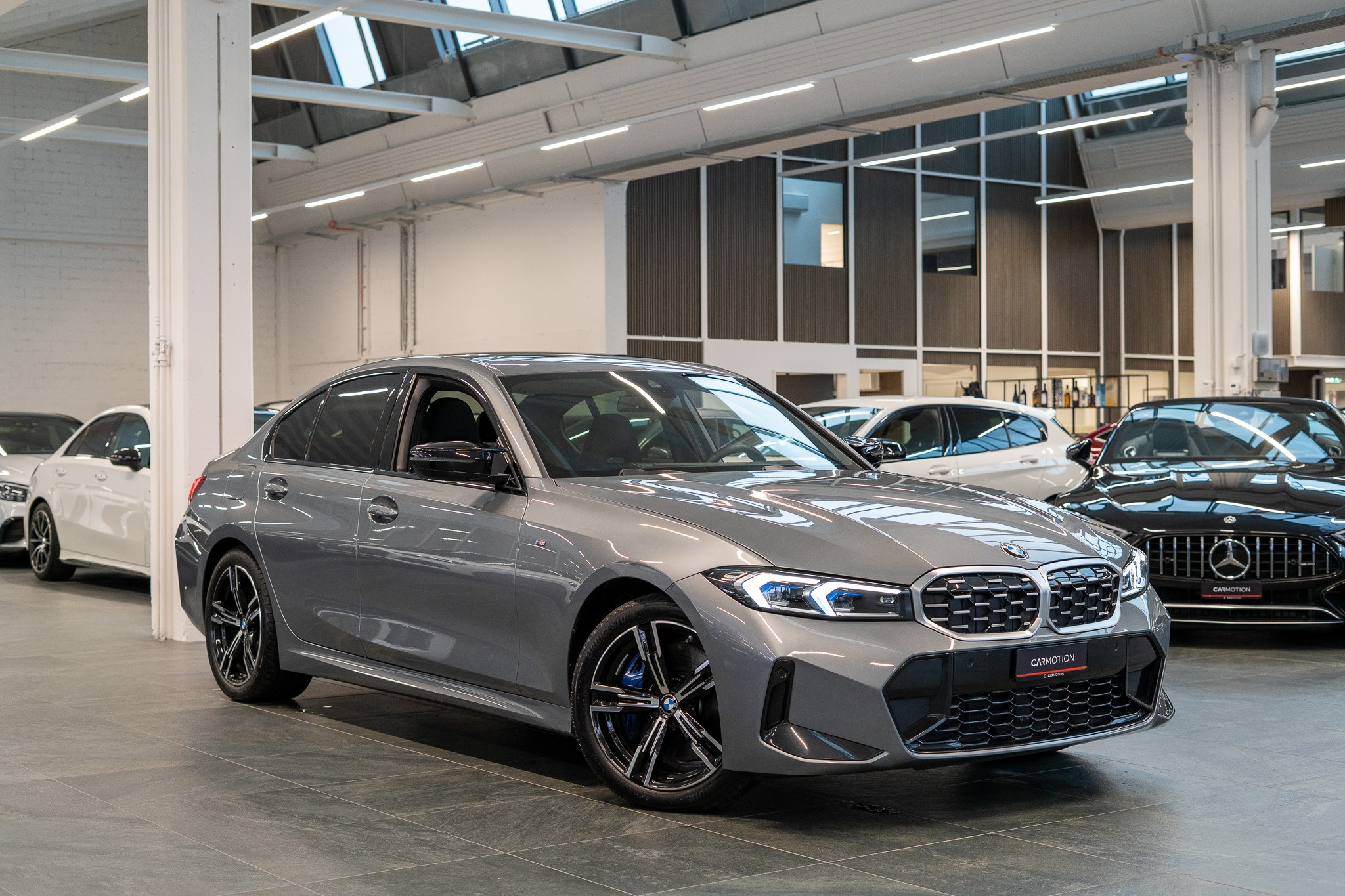 listing desktop thumbnail image 2