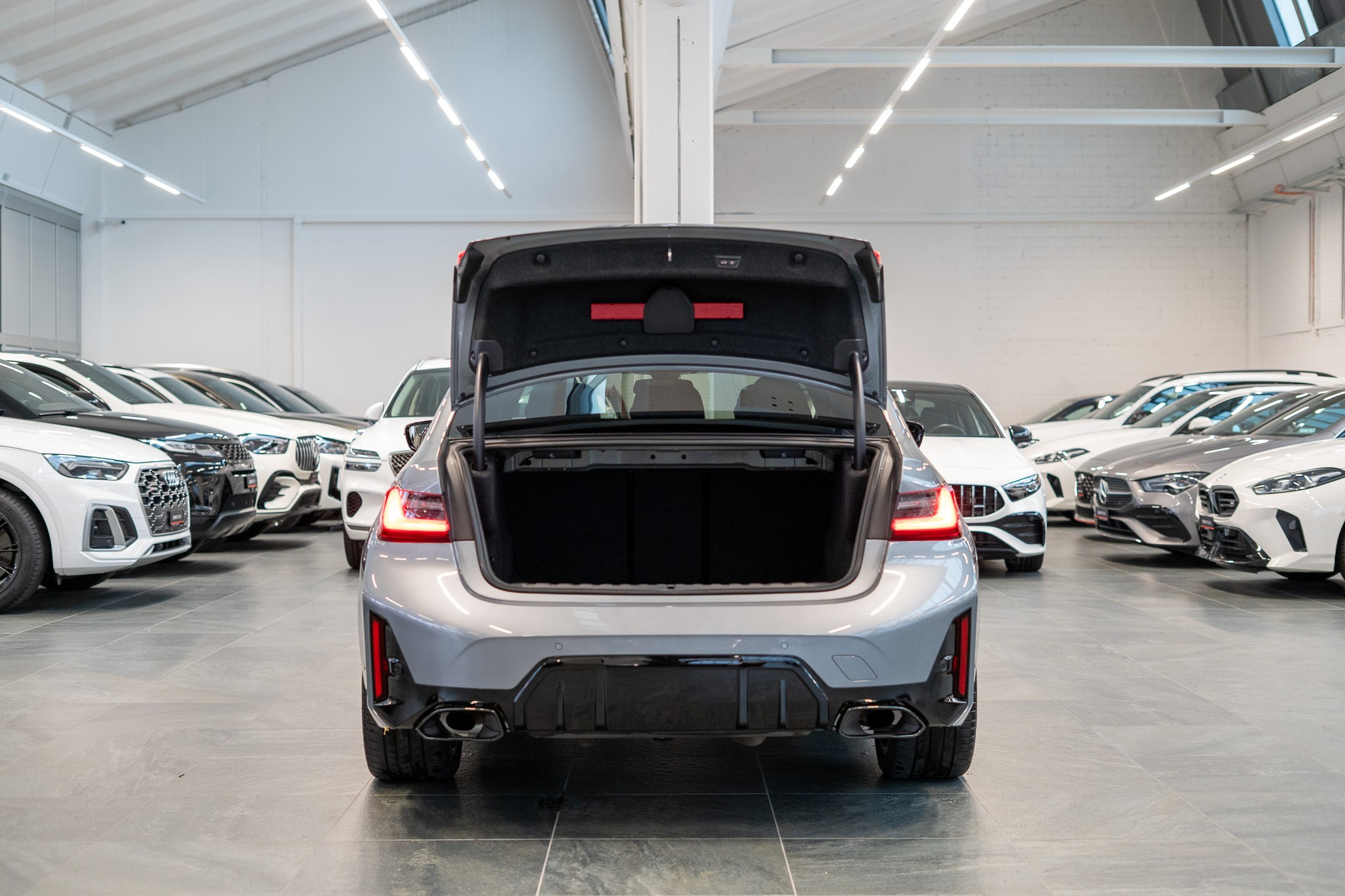 listing desktop thumbnail image 6