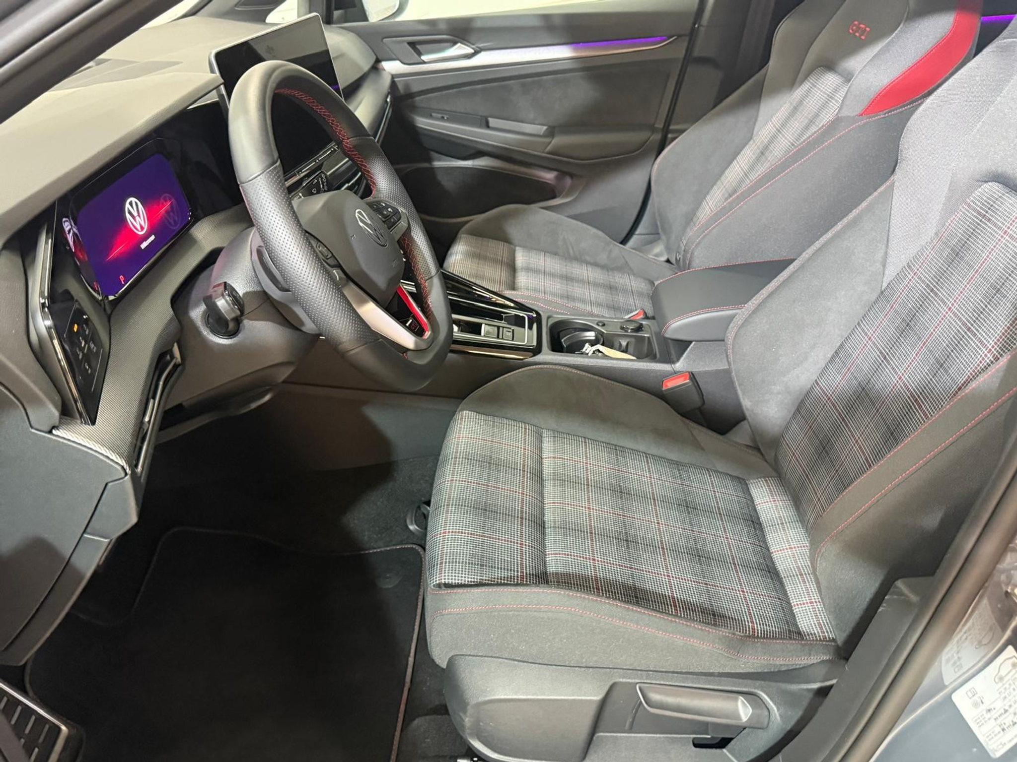 listing desktop thumbnail image 7