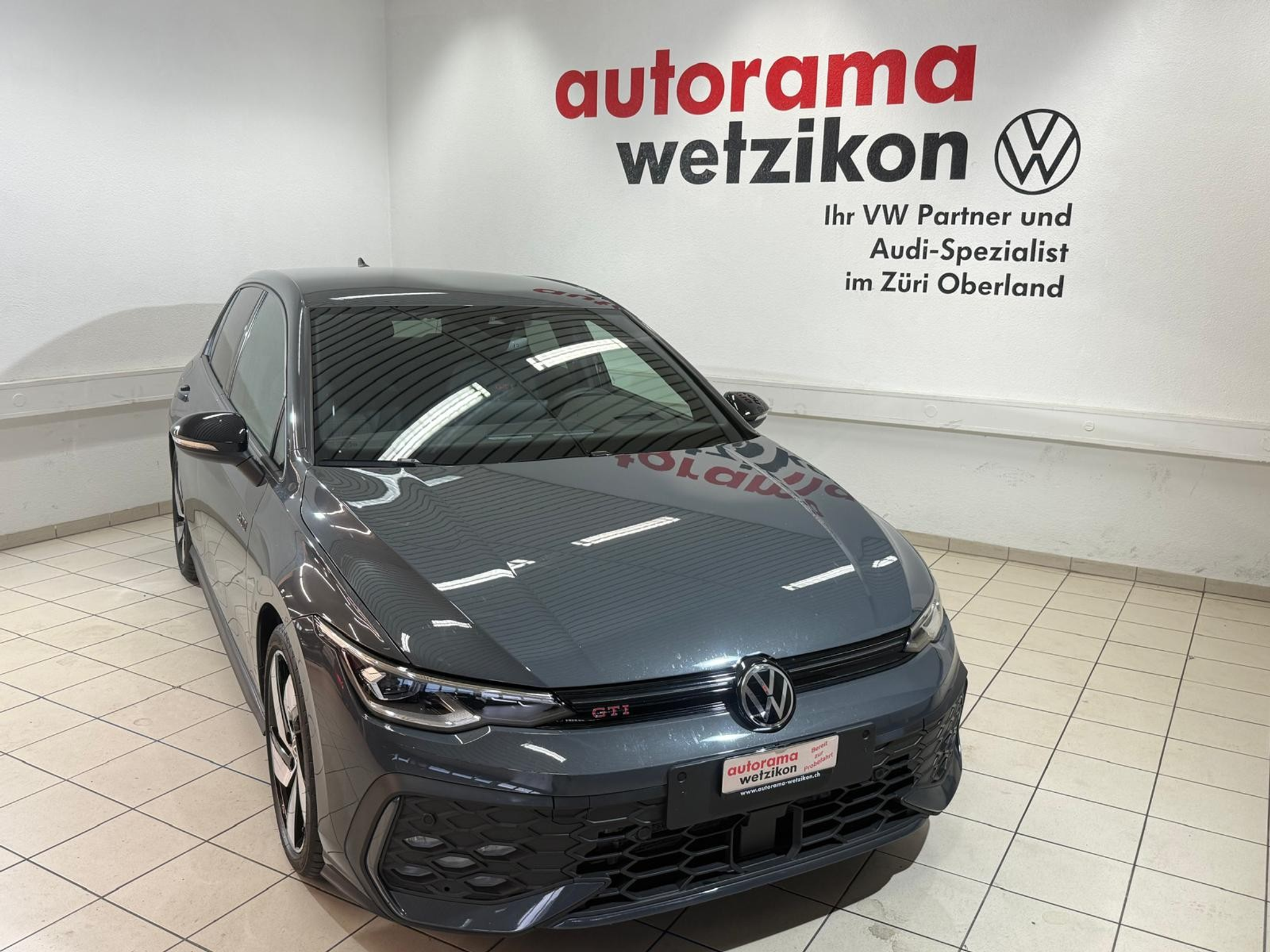 listing desktop thumbnail image 1