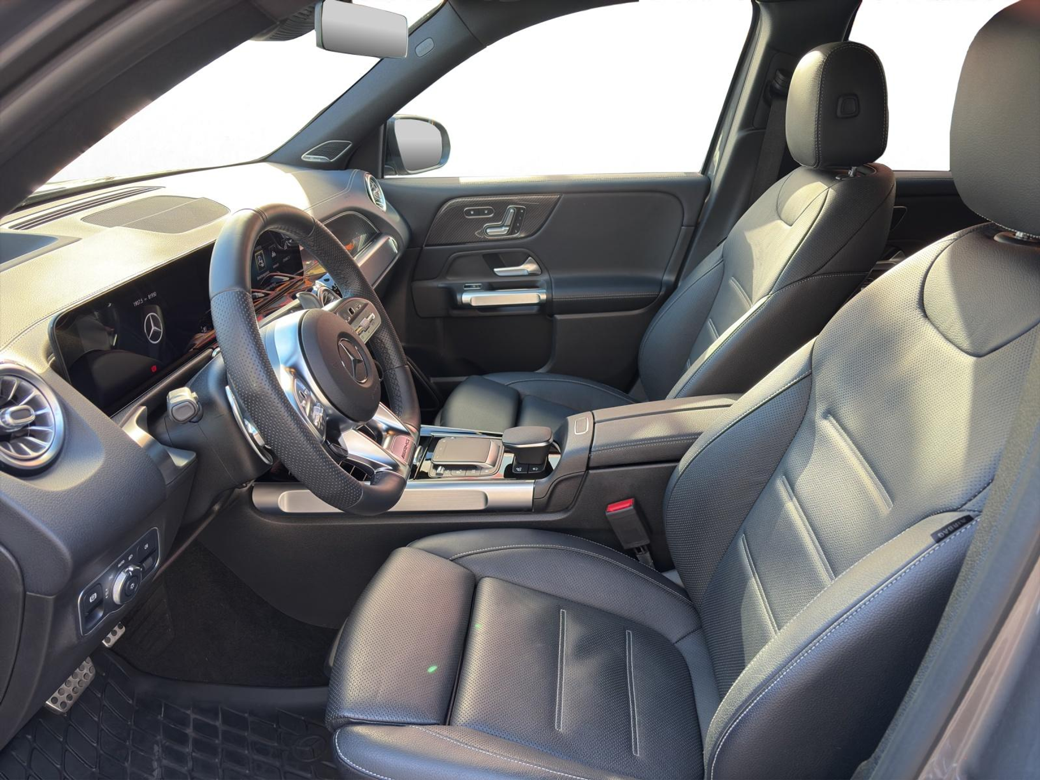 listing desktop thumbnail image 9