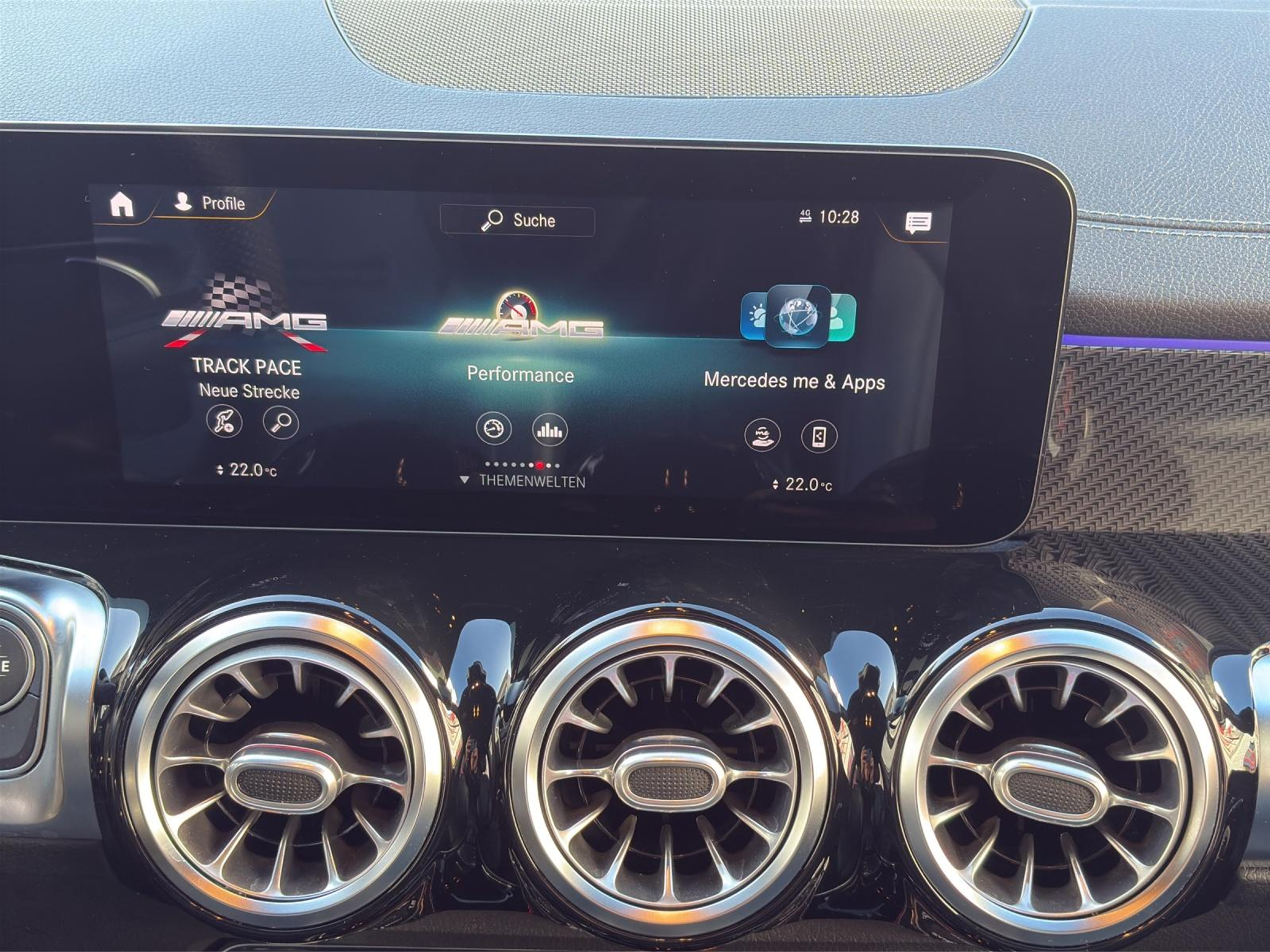 listing desktop thumbnail image 11