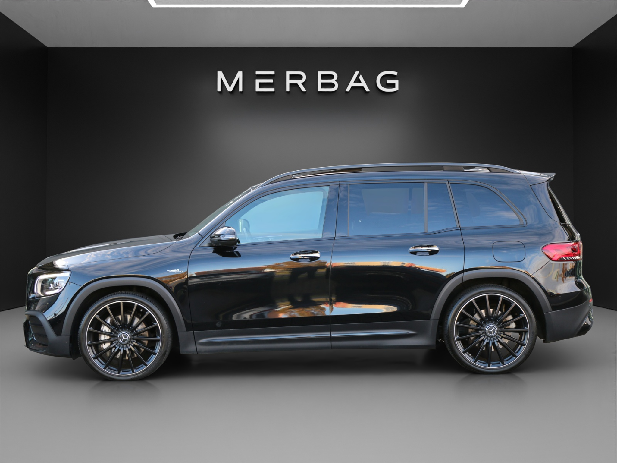 listing desktop thumbnail image 1