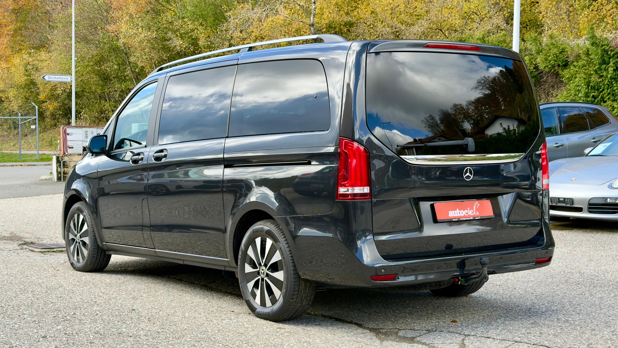 listing desktop thumbnail image 2