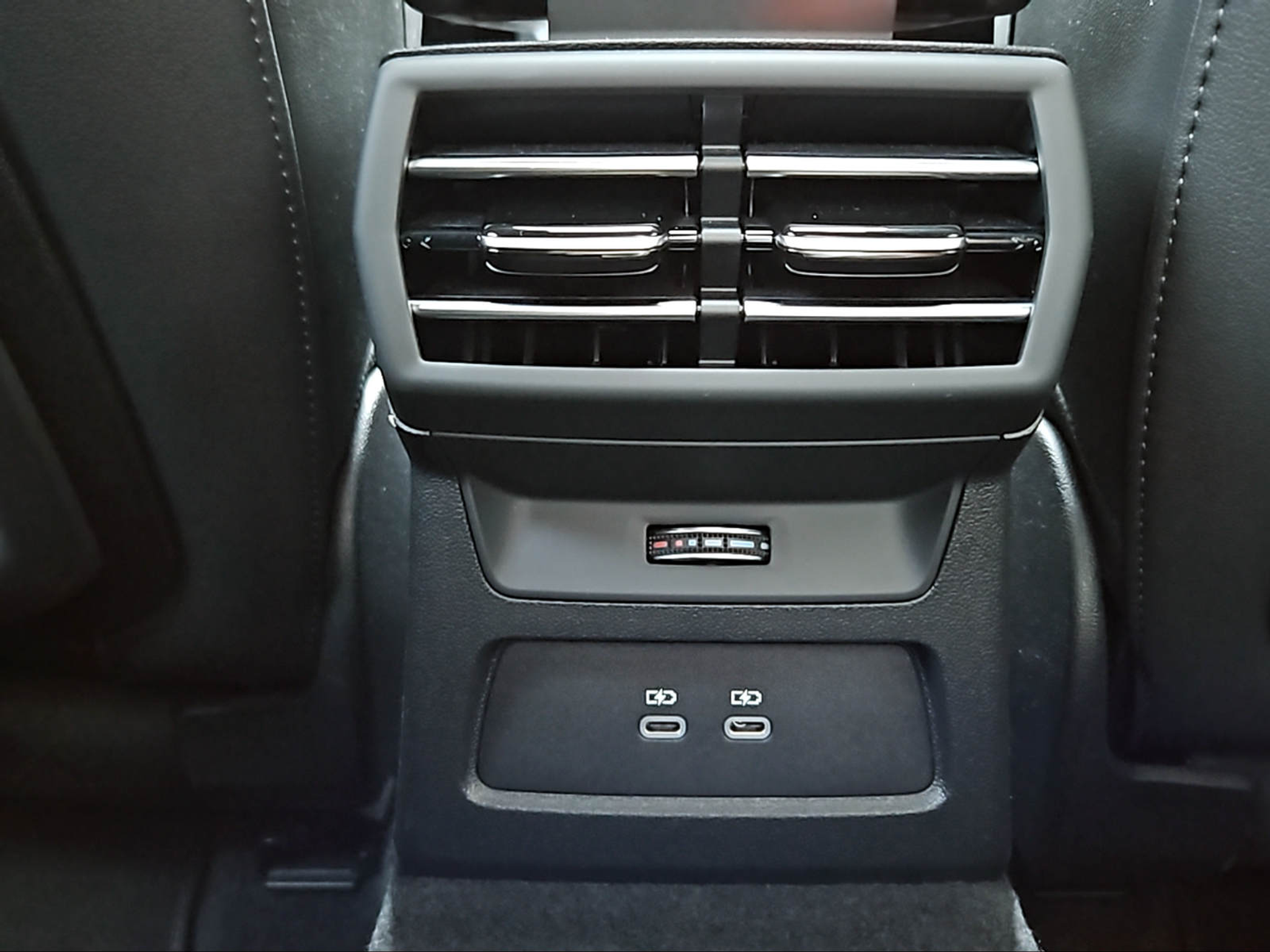 listing desktop thumbnail image 18