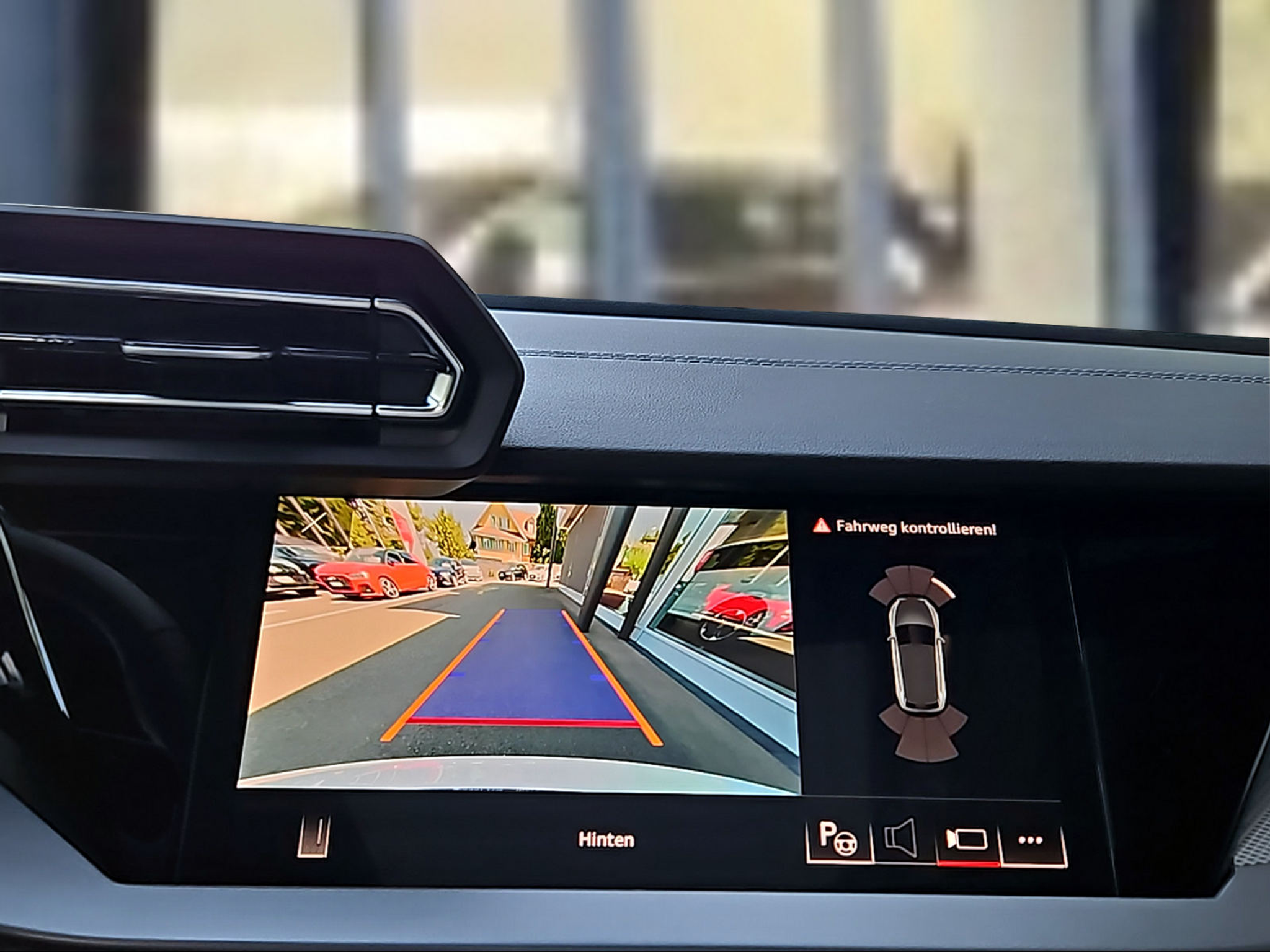 listing desktop thumbnail image 12