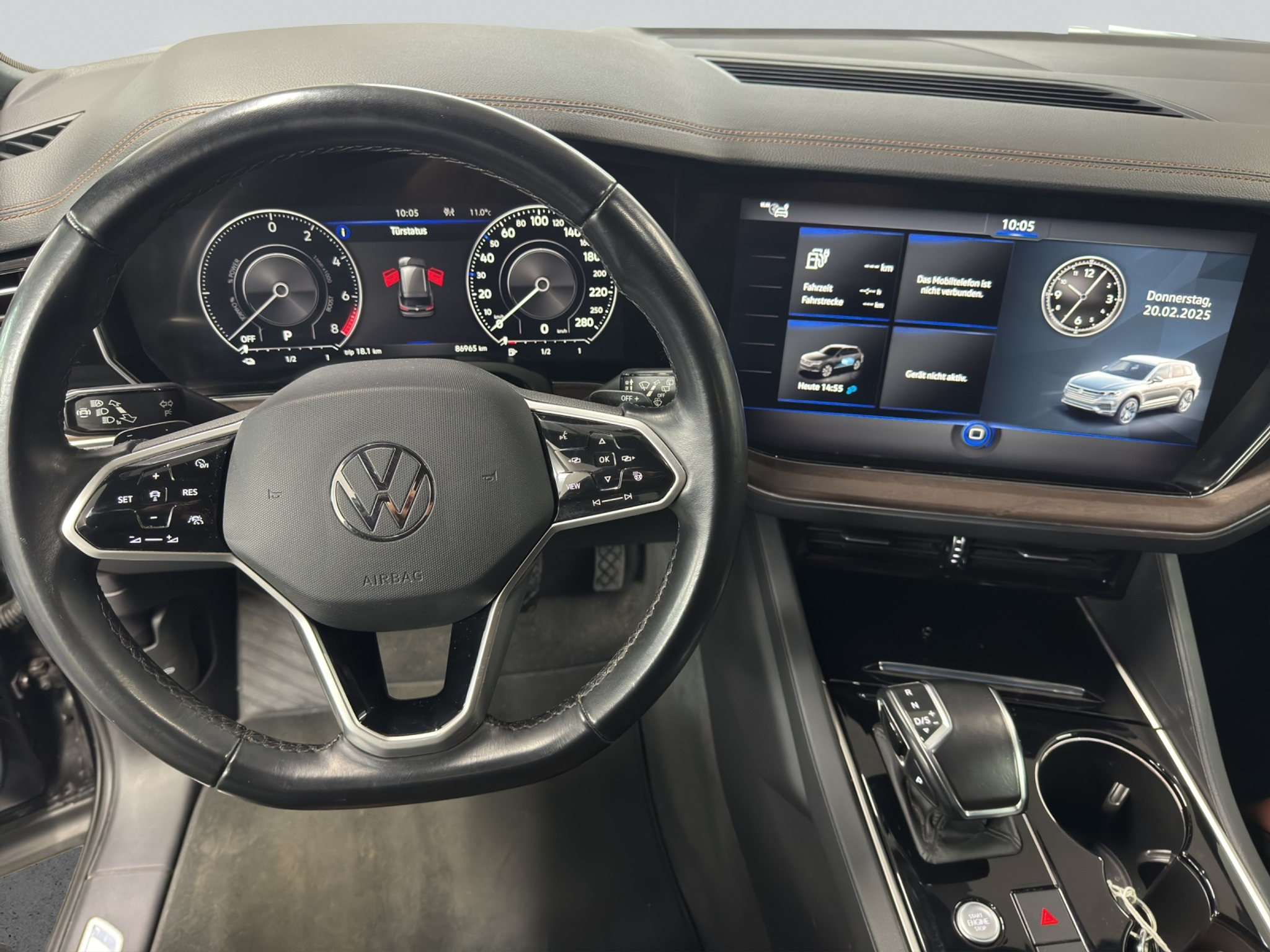 listing desktop thumbnail image 8