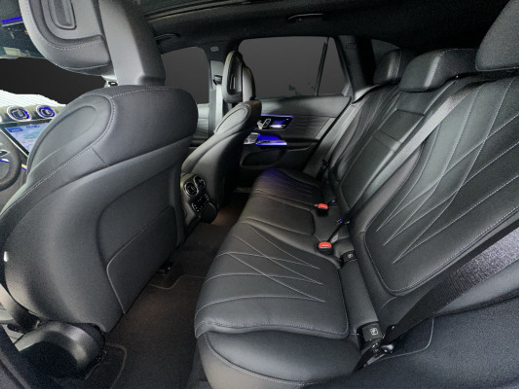 listing desktop thumbnail image 6