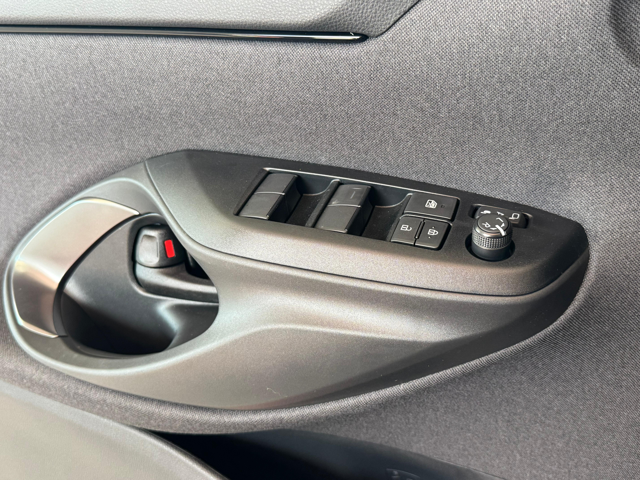 listing desktop thumbnail image 19