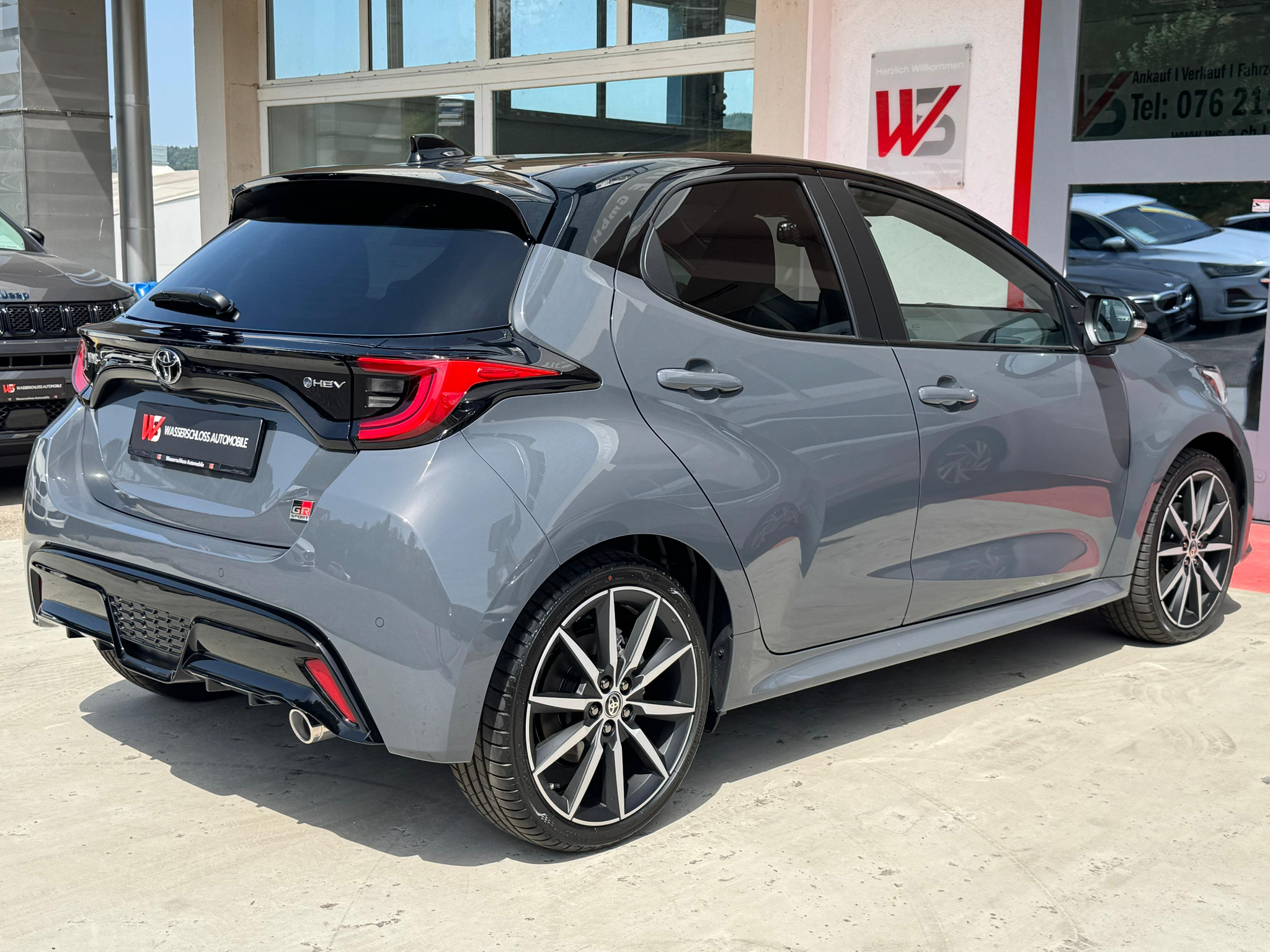 listing desktop thumbnail image 10