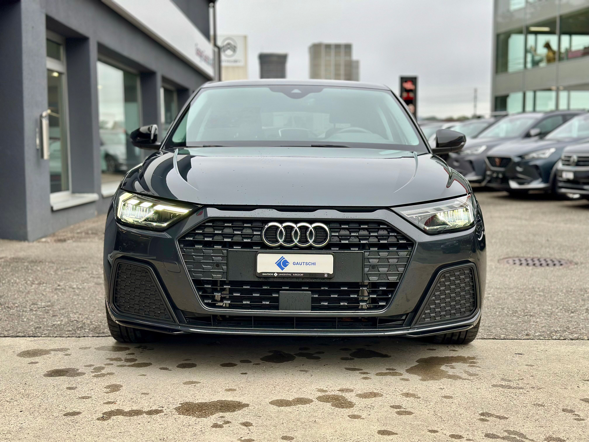 listing desktop thumbnail image 1