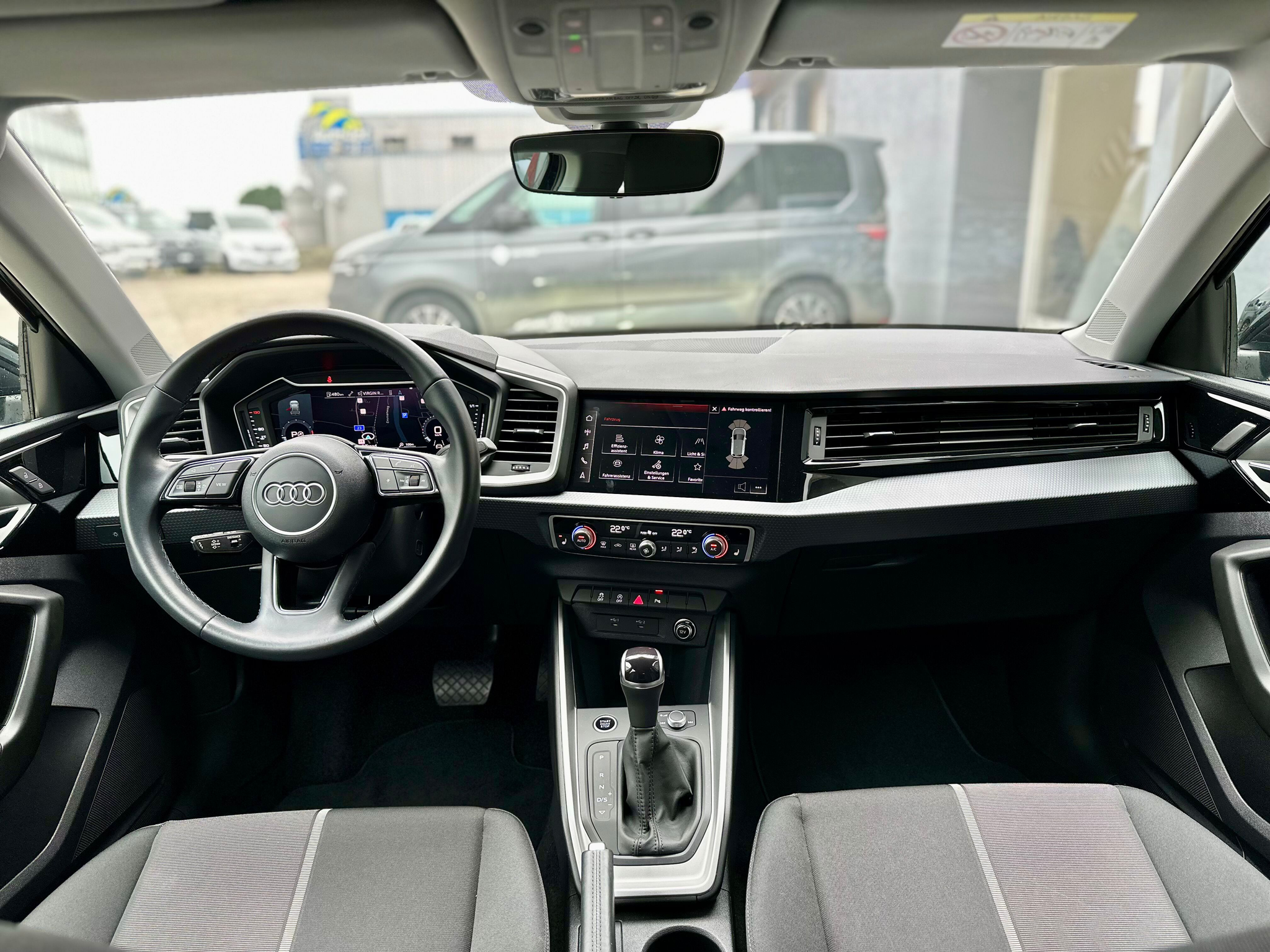 listing desktop thumbnail image 7