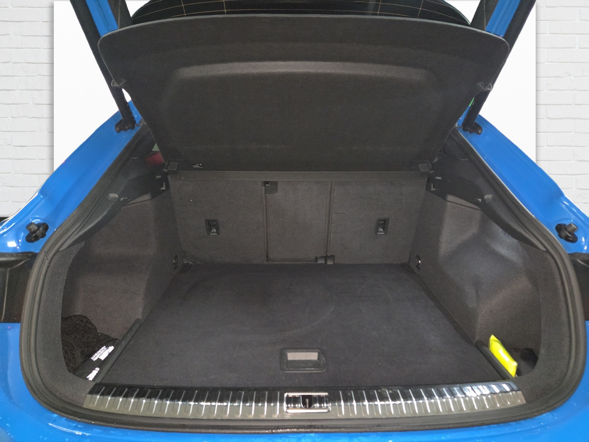 car-image-9