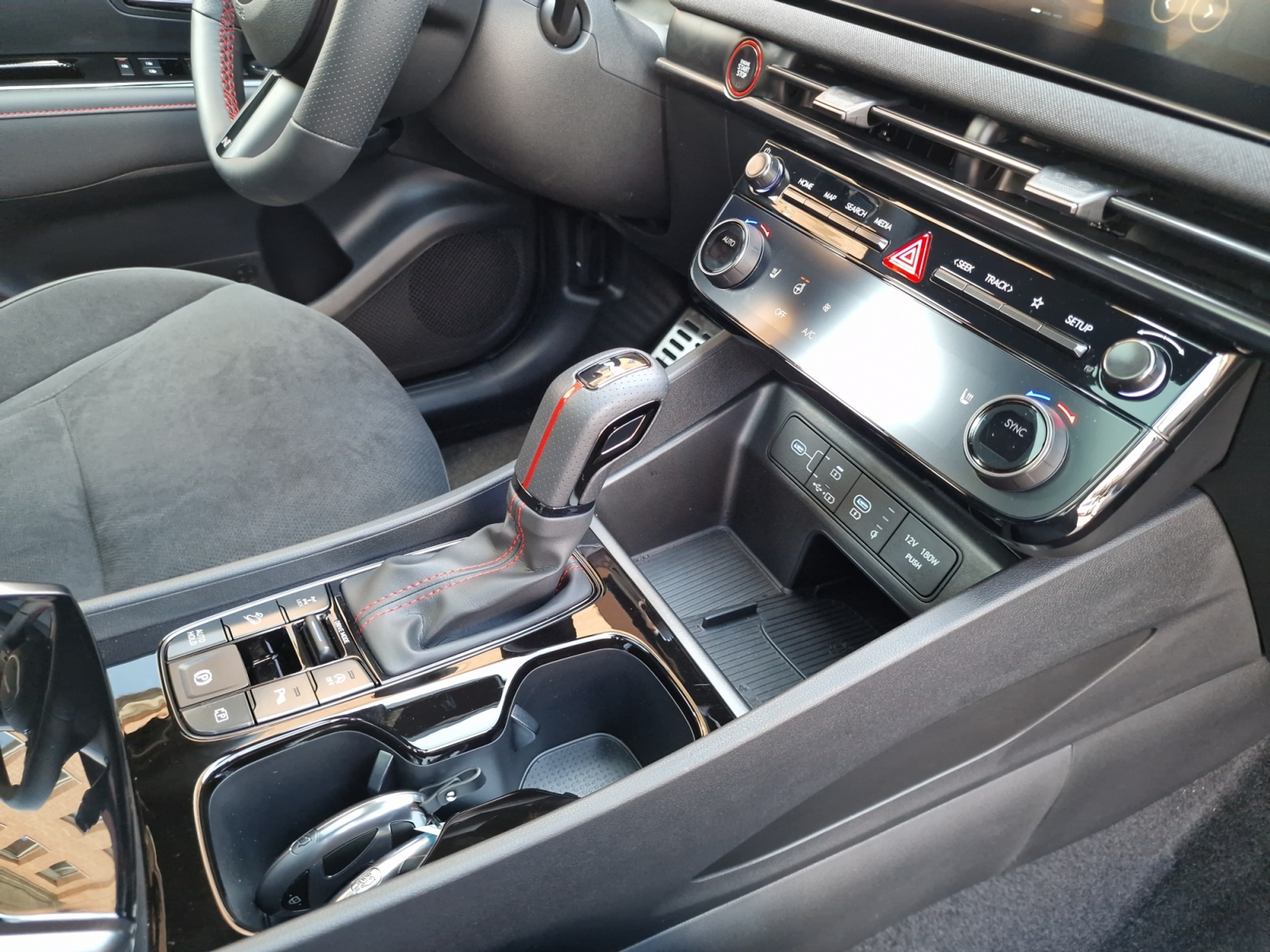 listing desktop thumbnail image 21