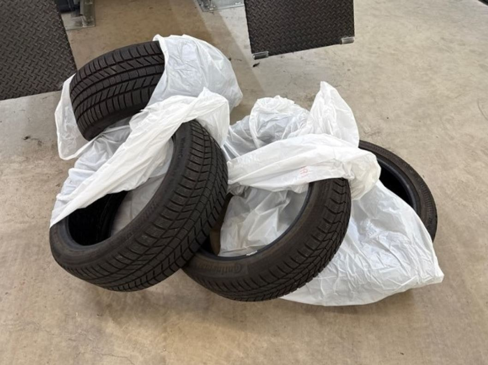 listing desktop thumbnail image 14