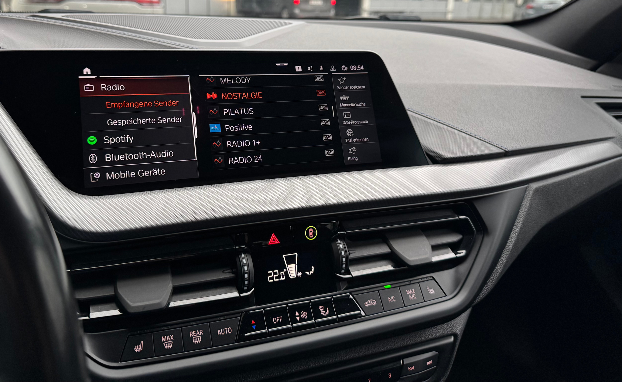 listing desktop thumbnail image 16