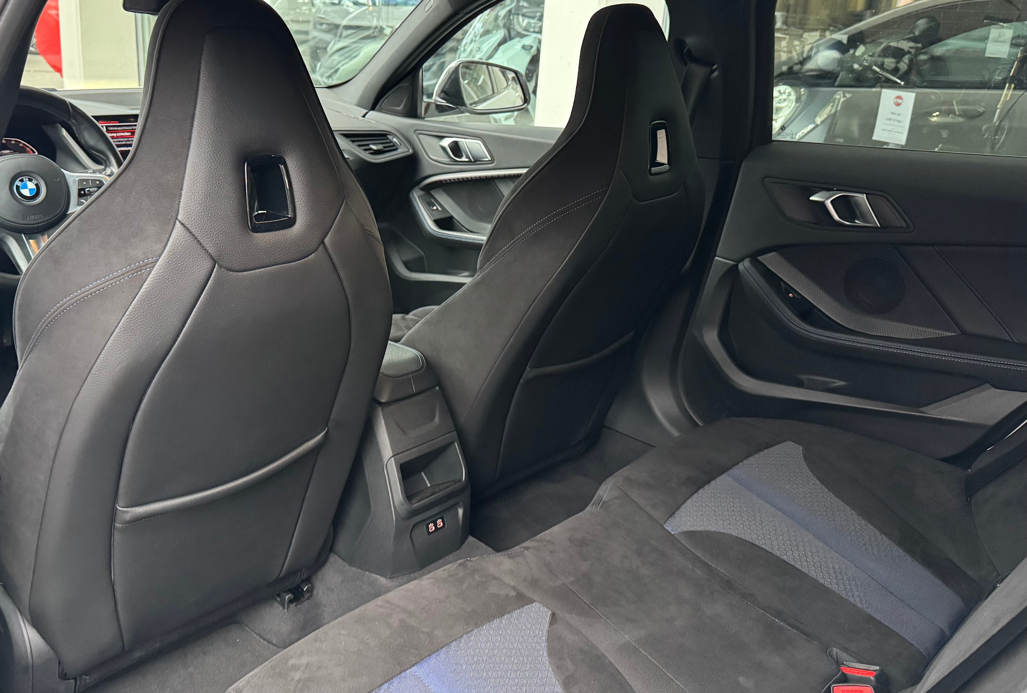 listing desktop thumbnail image 9